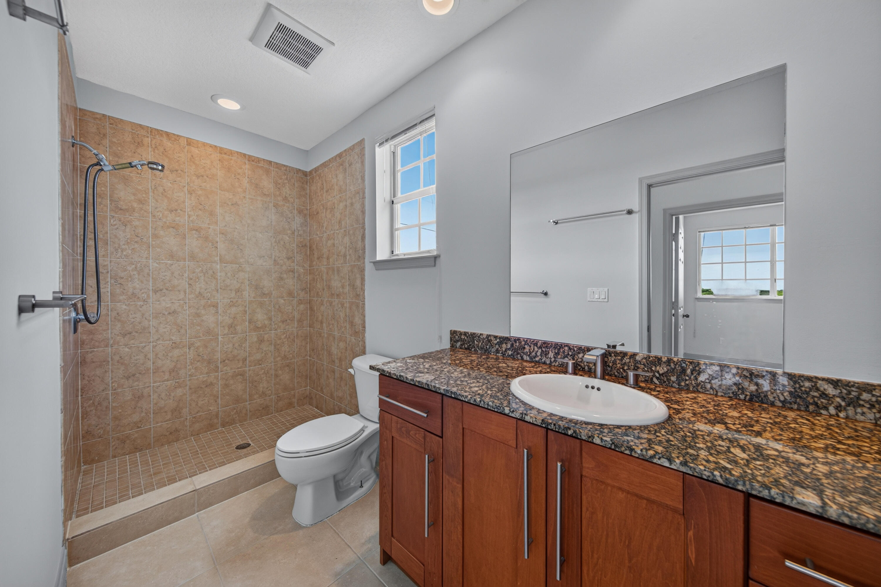 HIGHLAND ESTATES - Residential