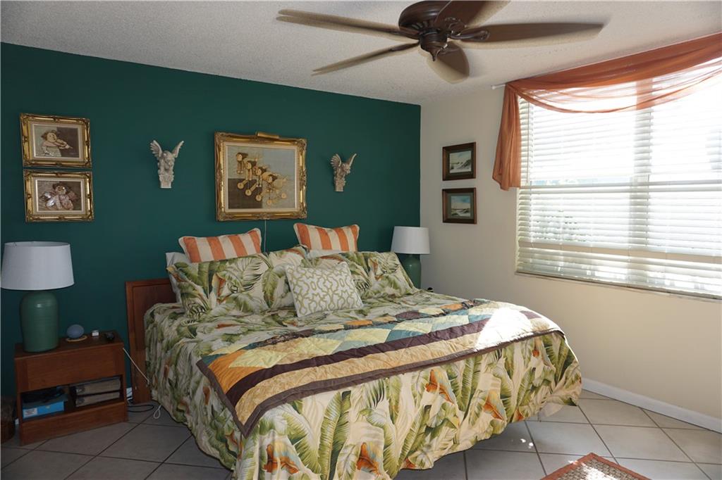 Drake Tower Condominium - Residential