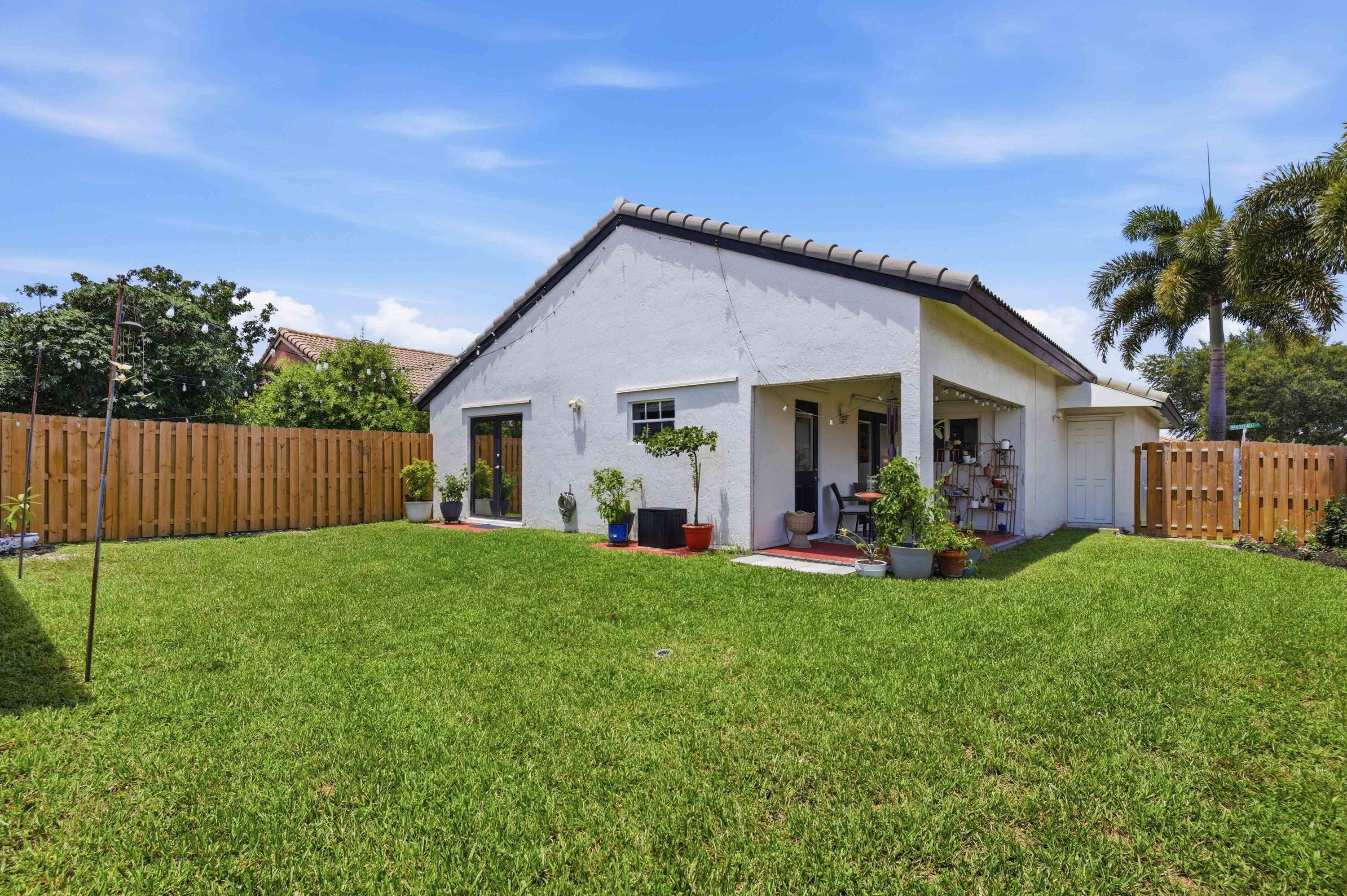 IVANHOE - Residential