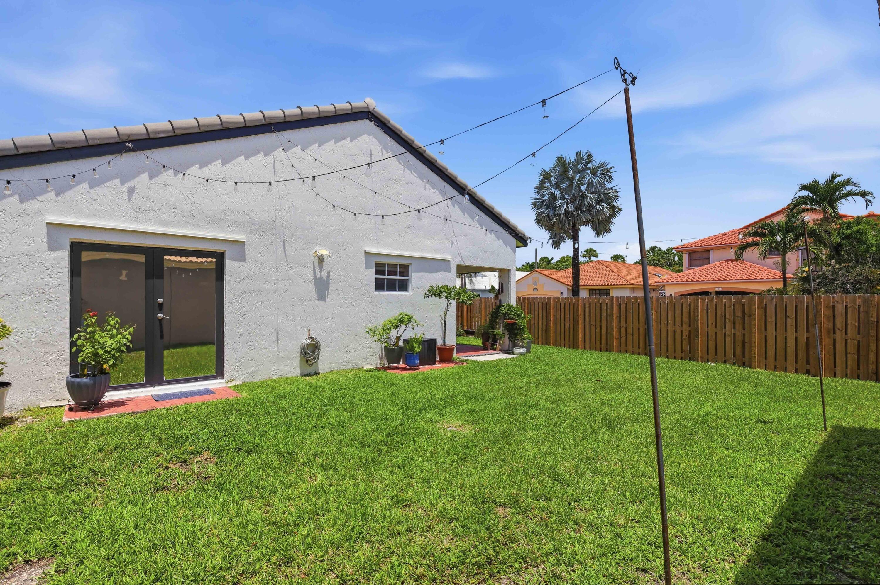 IVANHOE - Residential