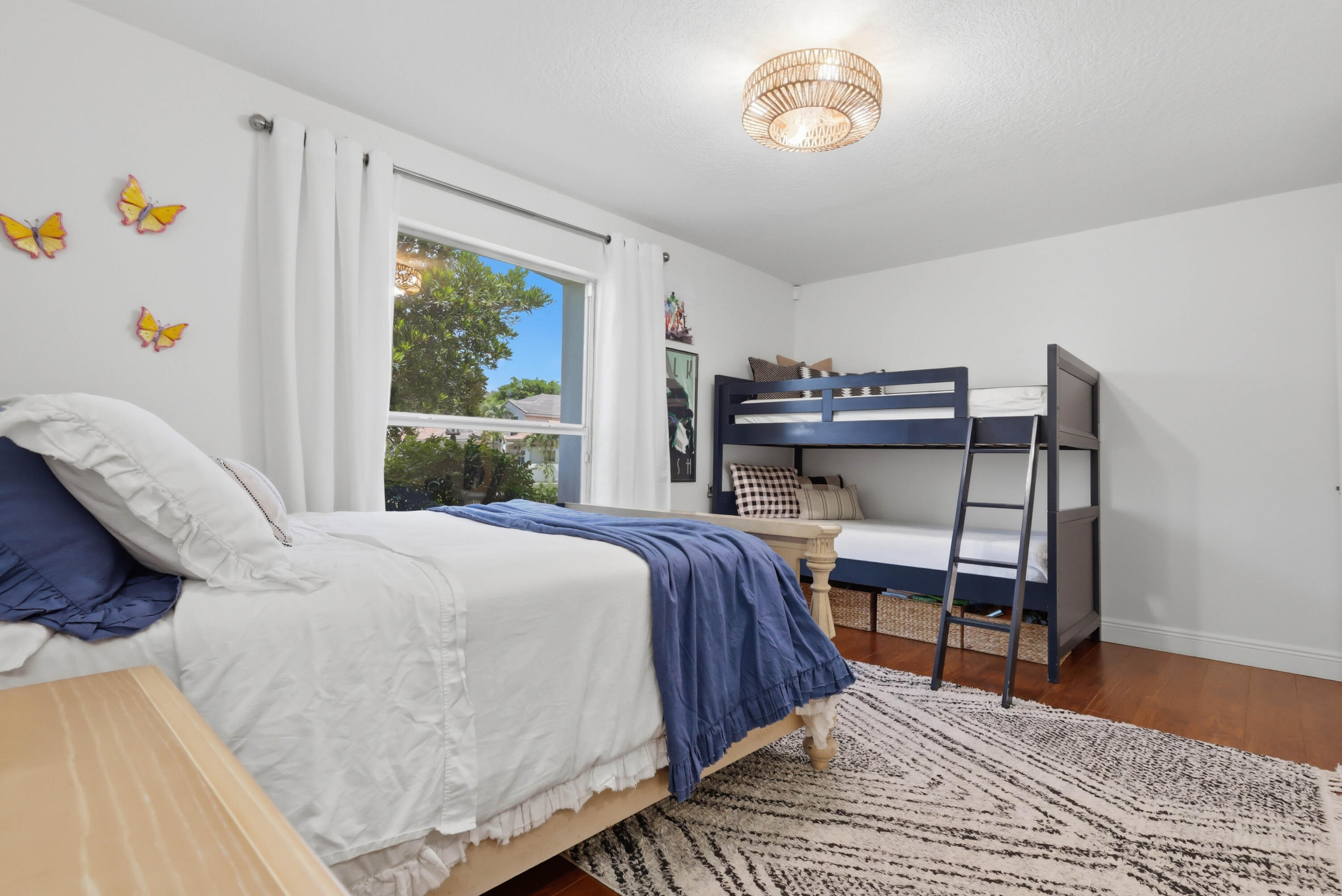 IVANHOE - Residential