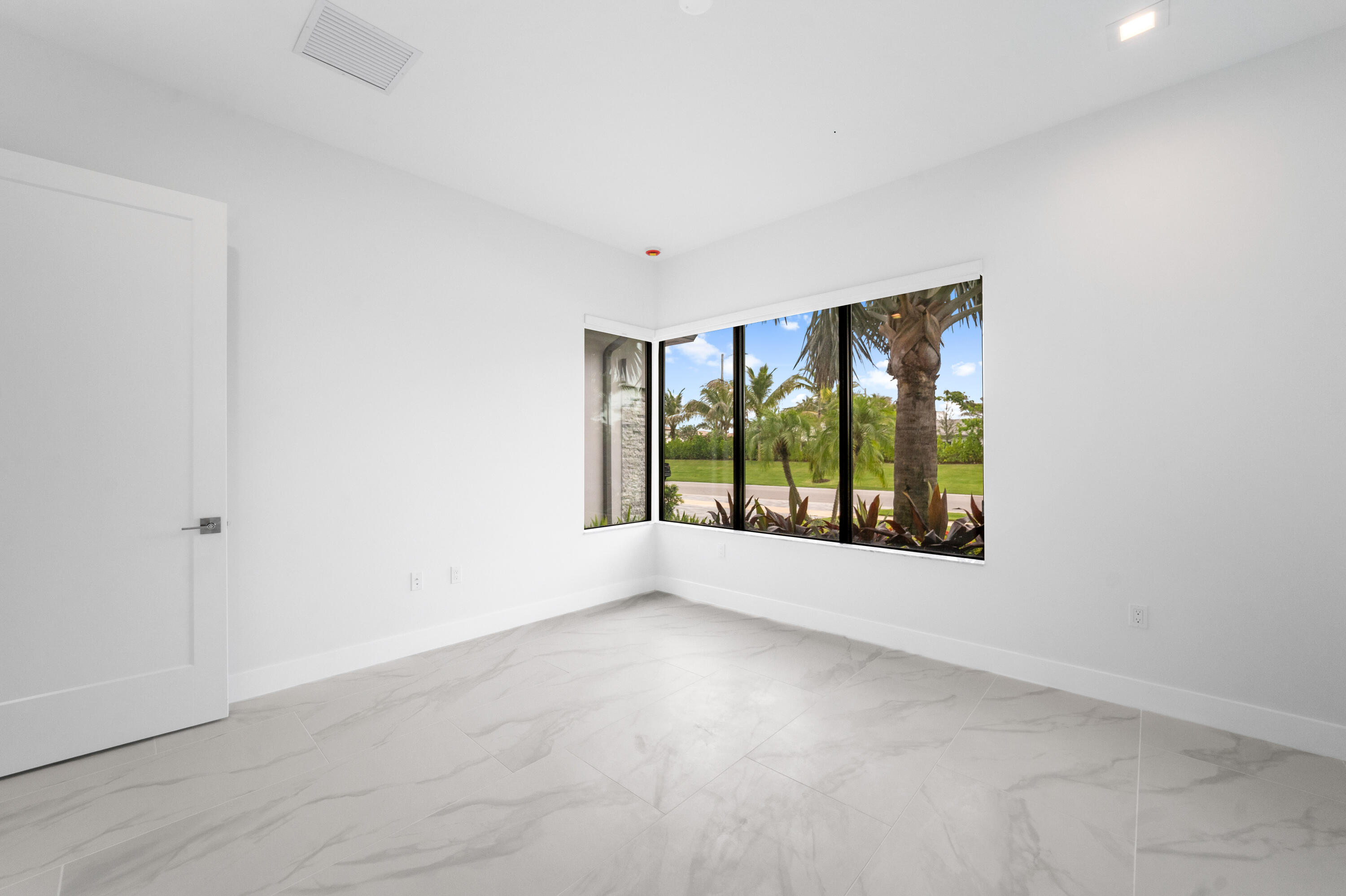 JOHNS WEST PUD - Residential Lease