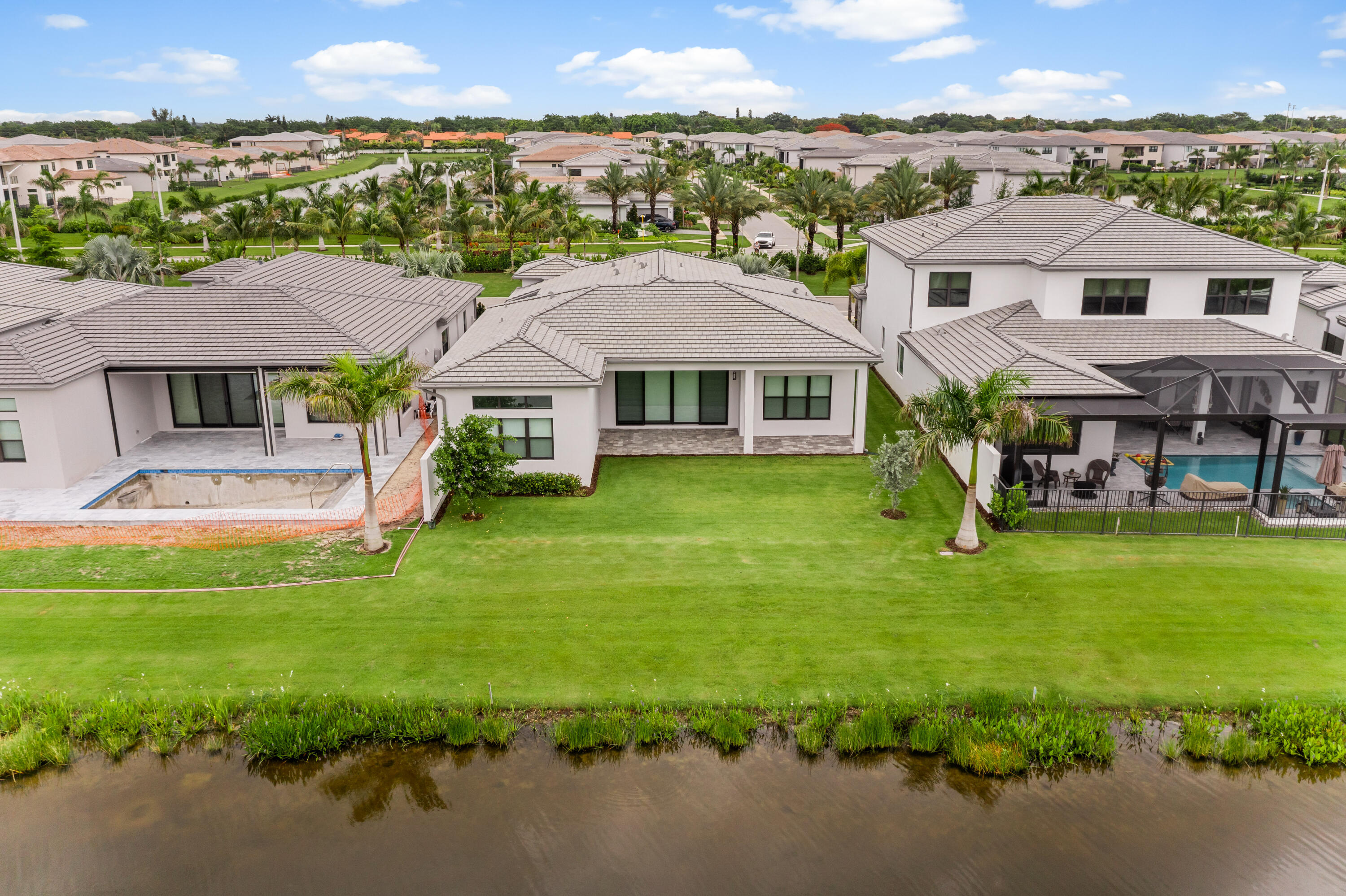 JOHNS WEST PUD - Residential Lease