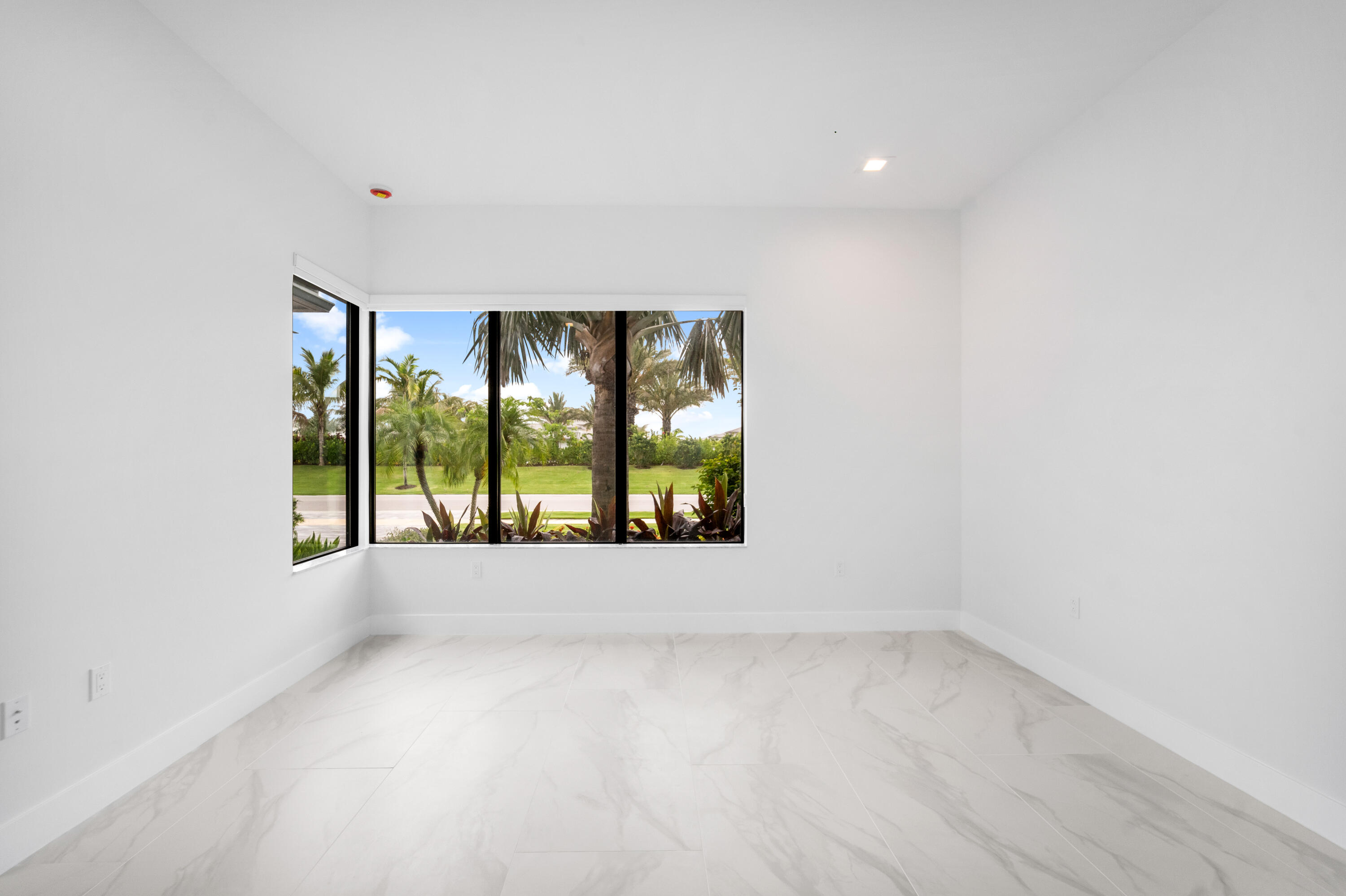 JOHNS WEST PUD - Residential Lease