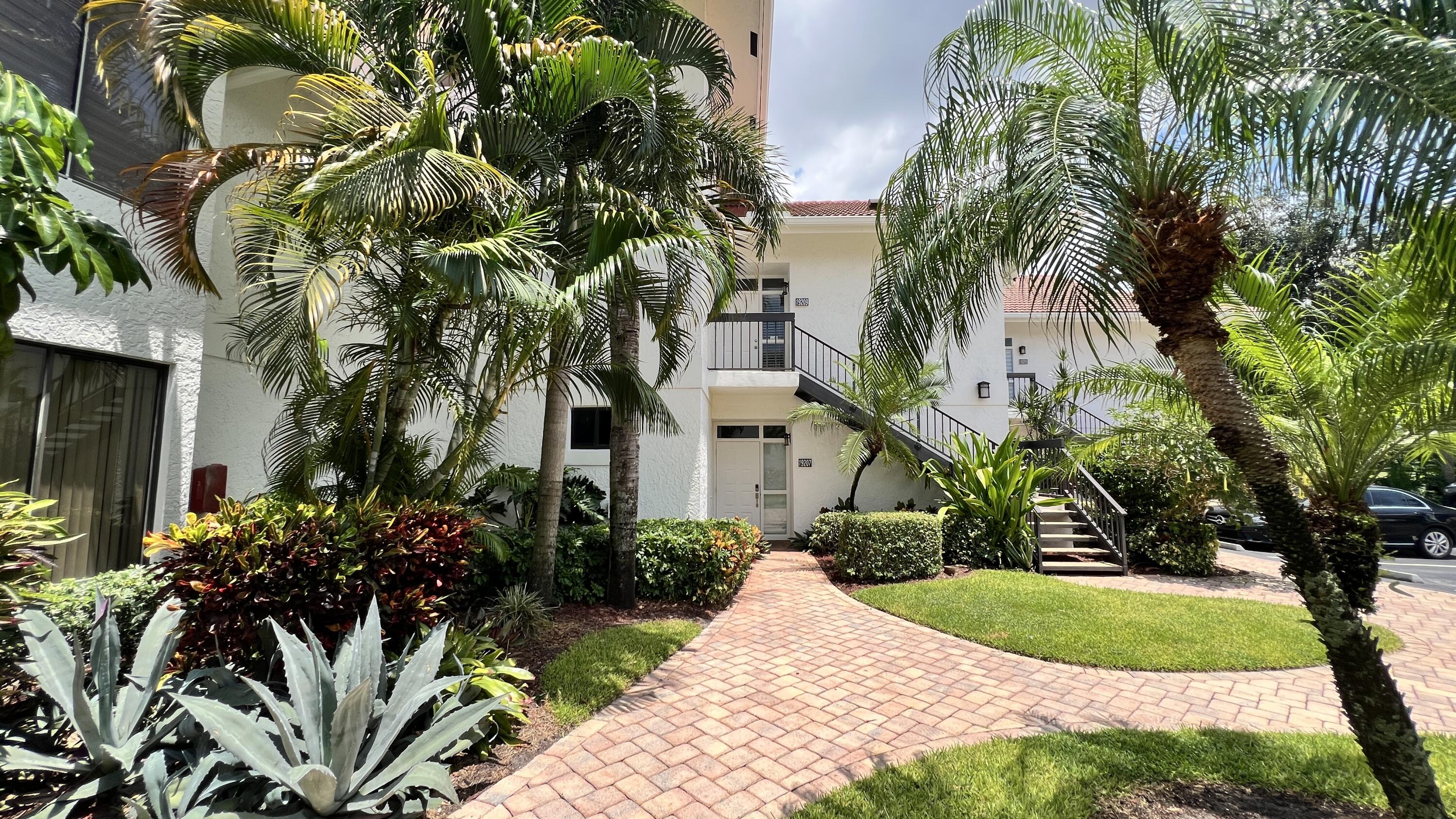 SABAL LAKE WEST OF BOCA WEST CONDO - Residential