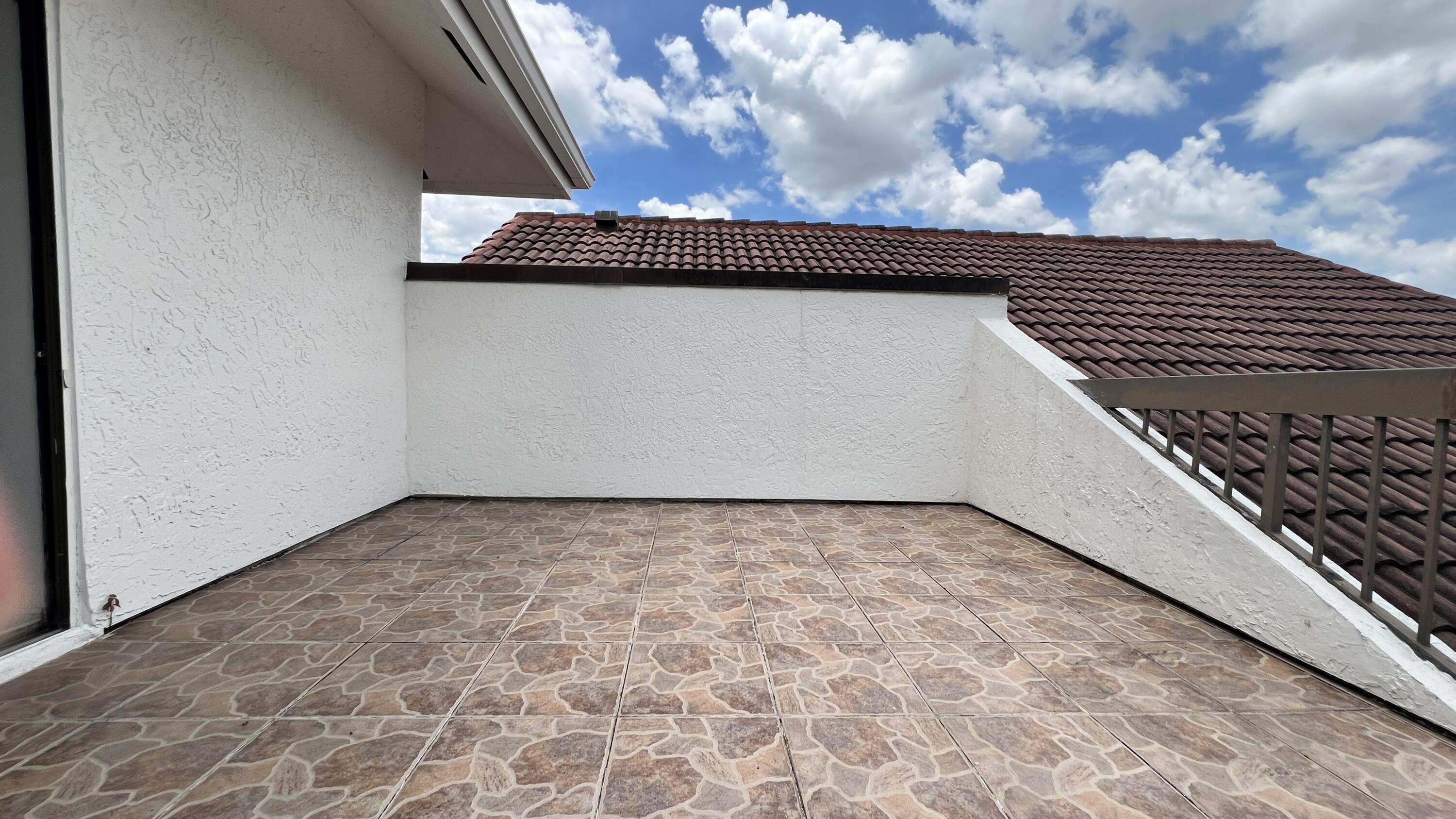 SABAL LAKE WEST OF BOCA WEST CONDO - Residential
