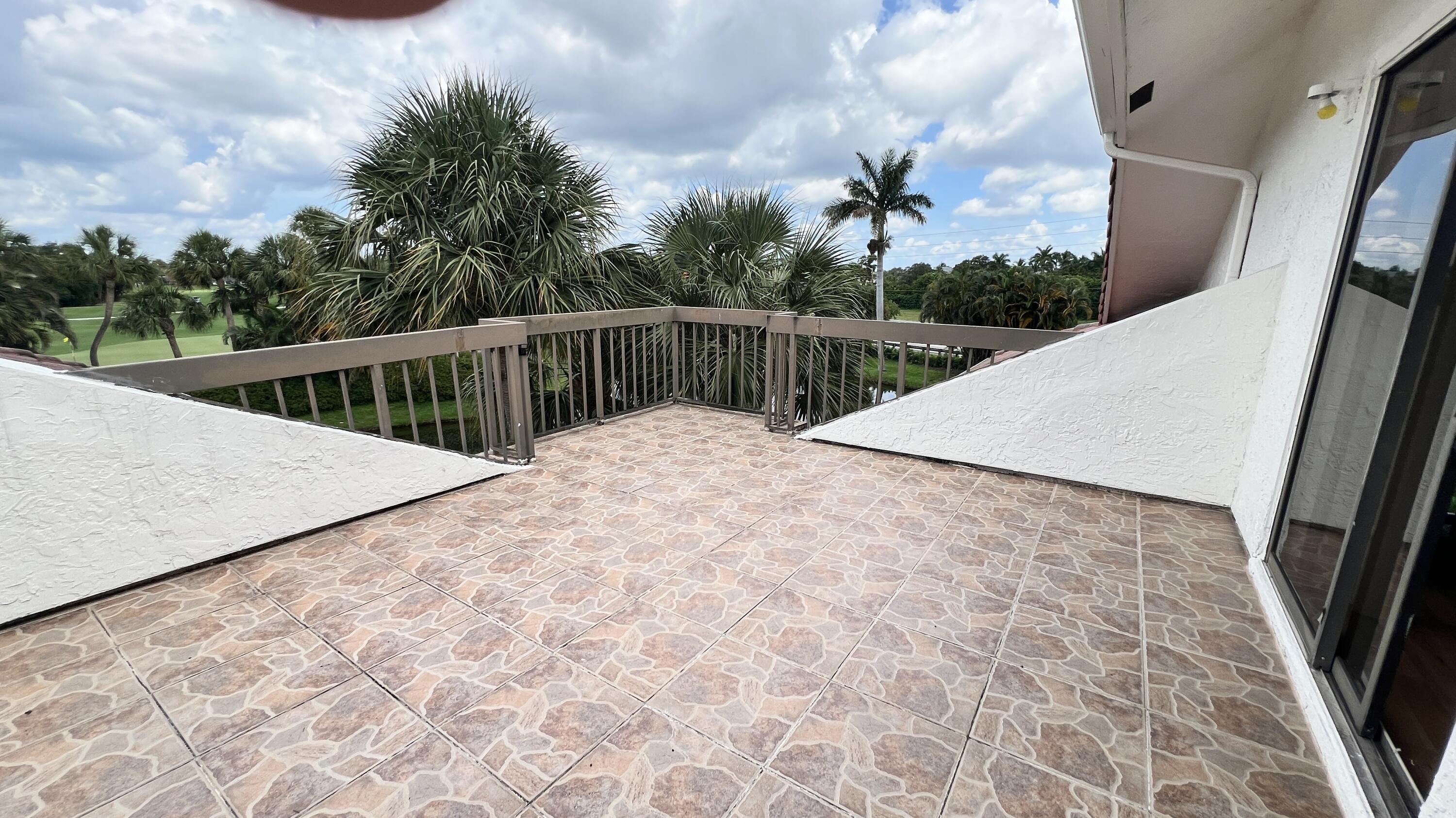 SABAL LAKE WEST OF BOCA WEST CONDO - Residential