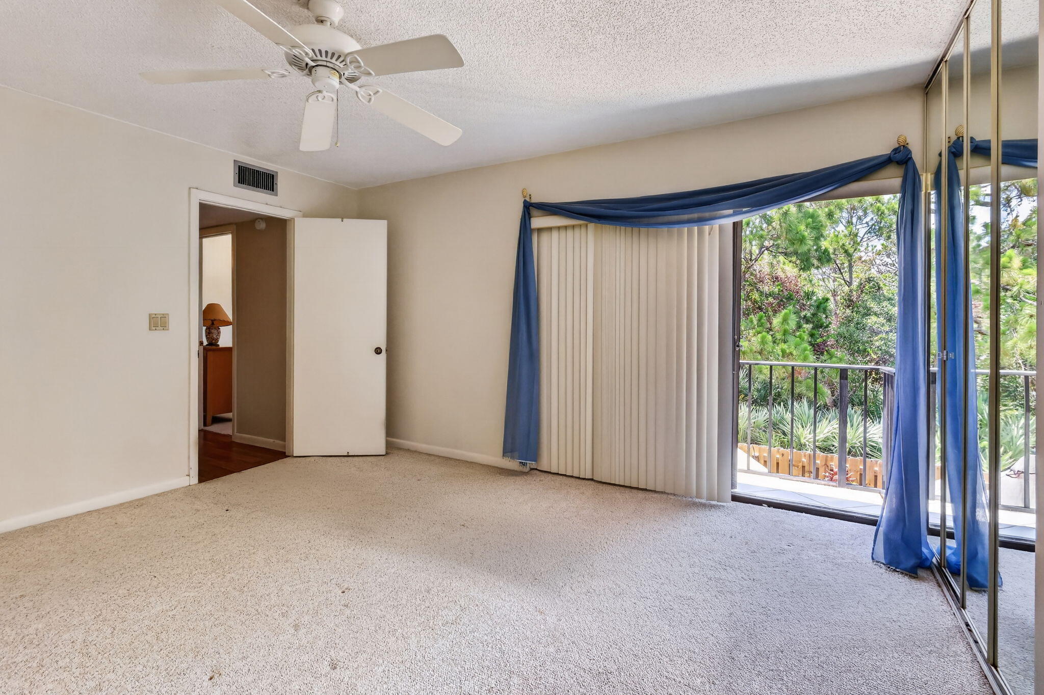 RIVER PINES - Residential