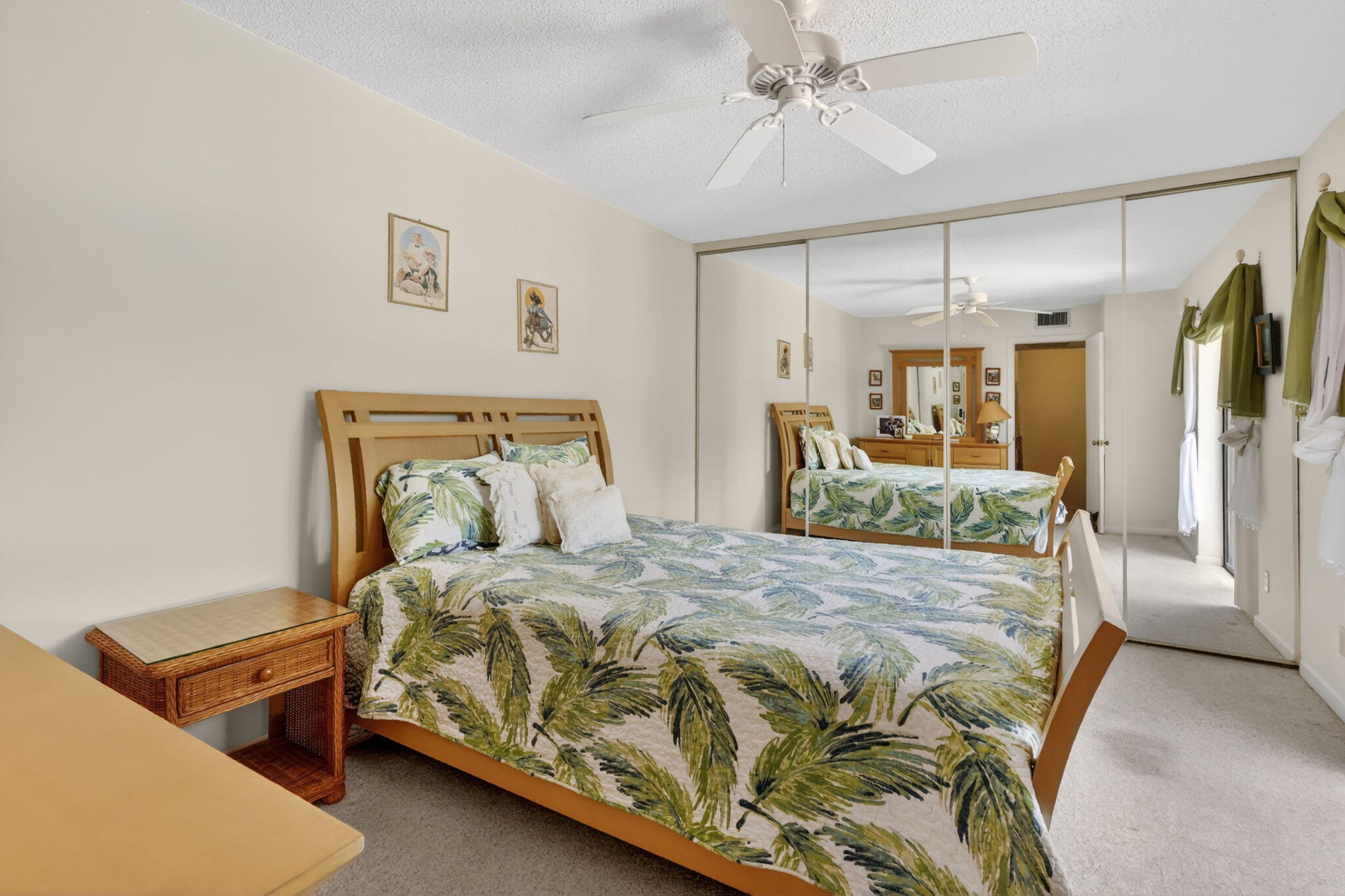 RIVER PINES - Residential