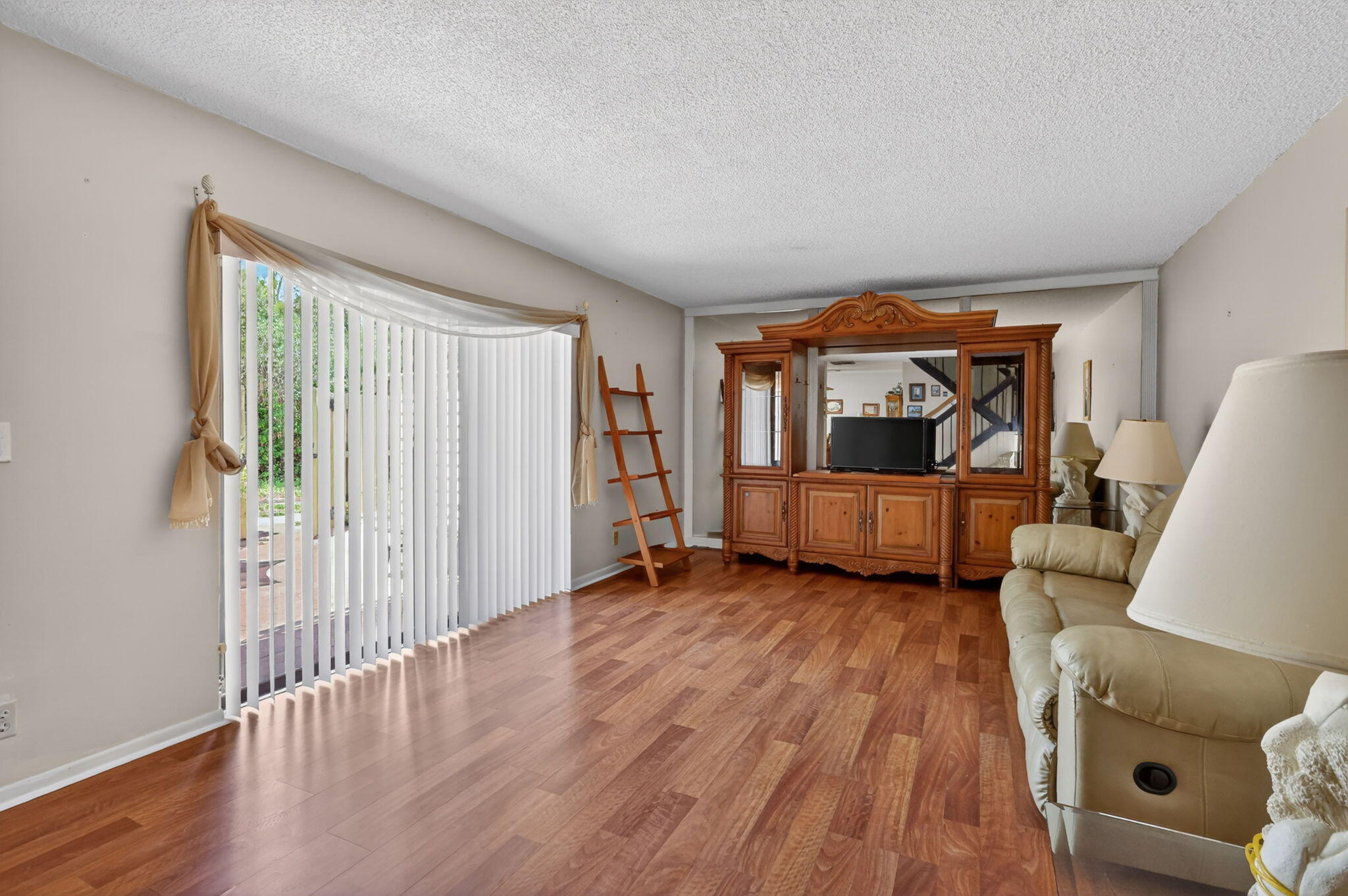 RIVER PINES - Residential
