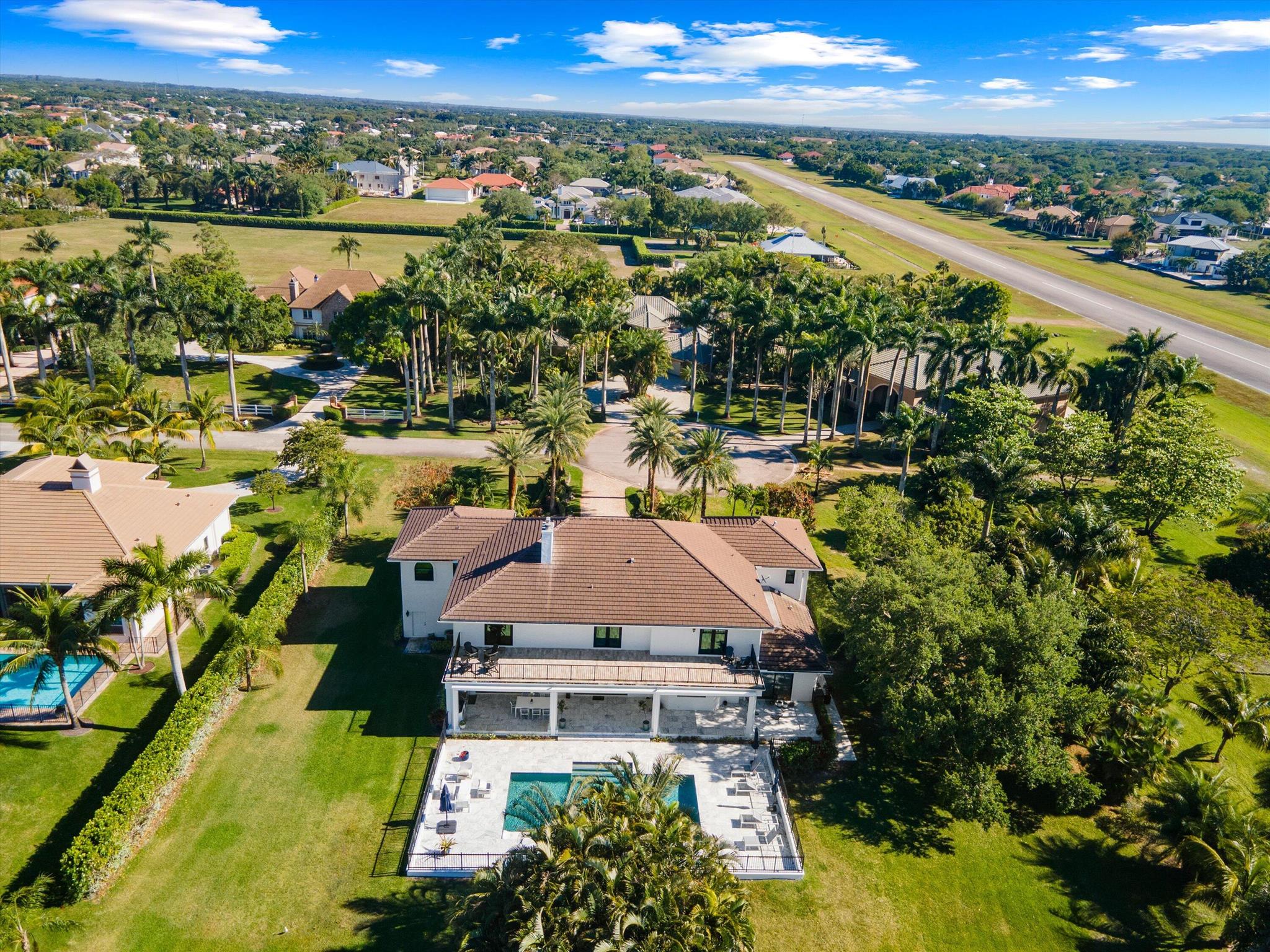 WELLINGTON AERO CLUB OF THE LANDINGS AT WELLINGTON - Residential