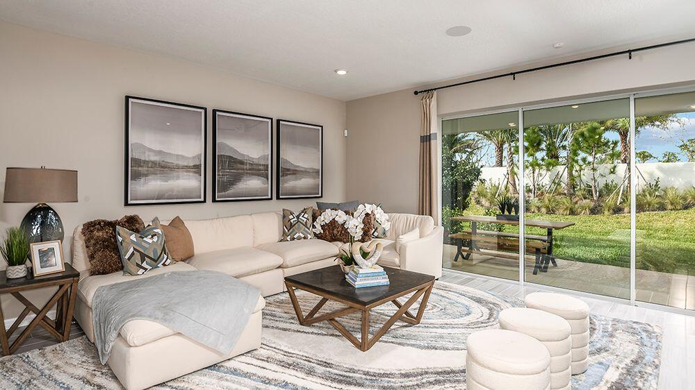 VERANDA OAKS - Residential