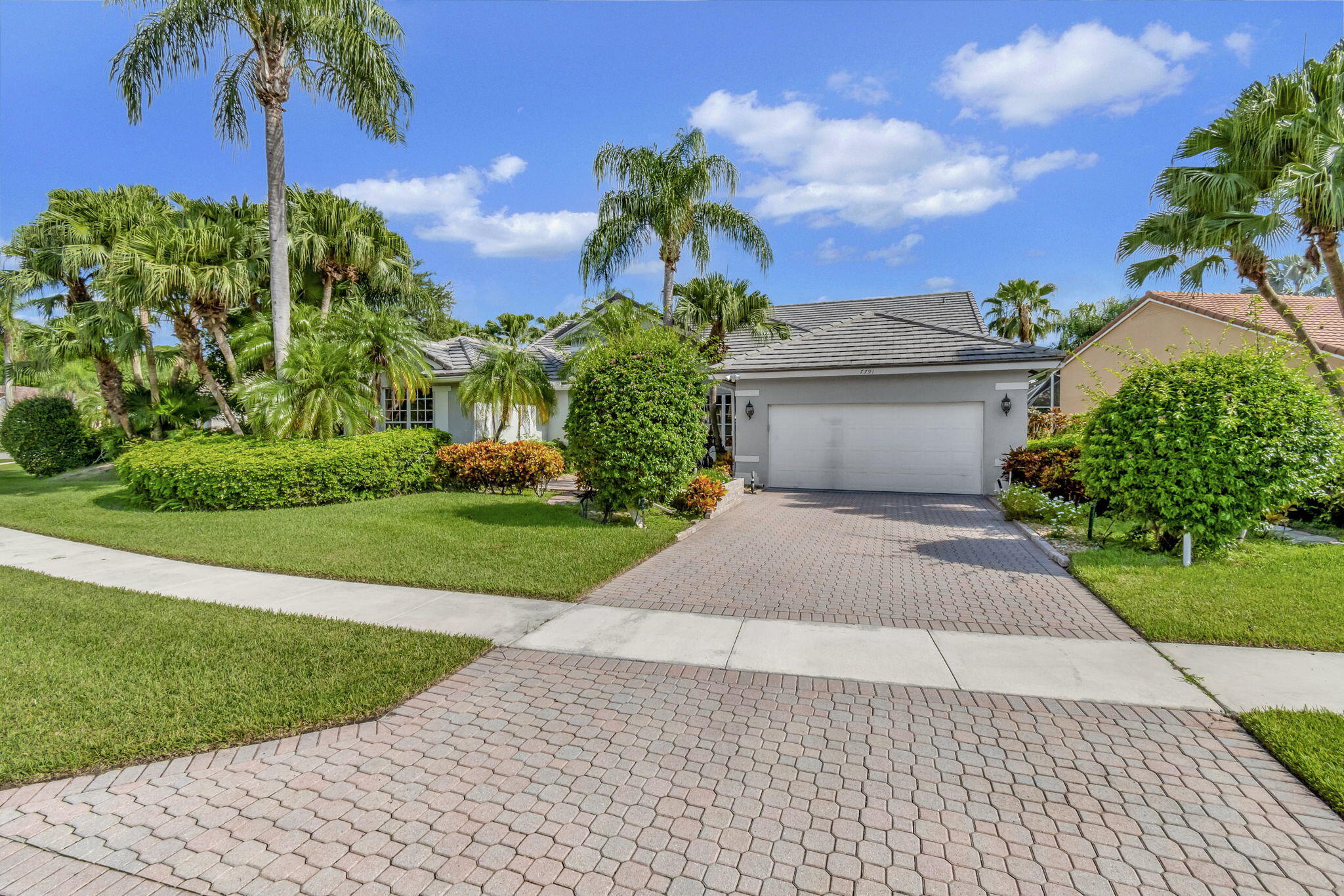 ABERDEEN ESTATES - Residential