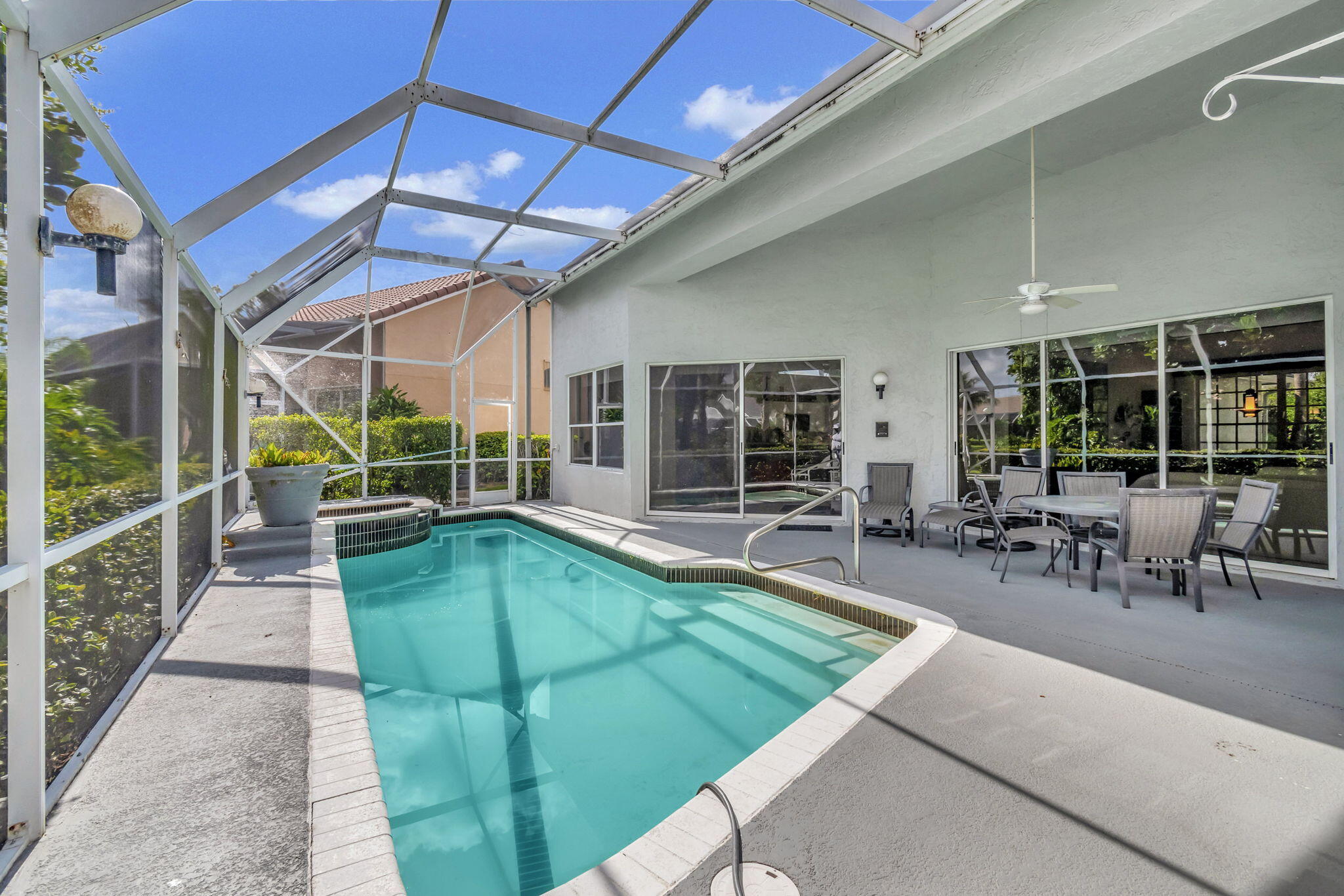 ABERDEEN ESTATES - Residential