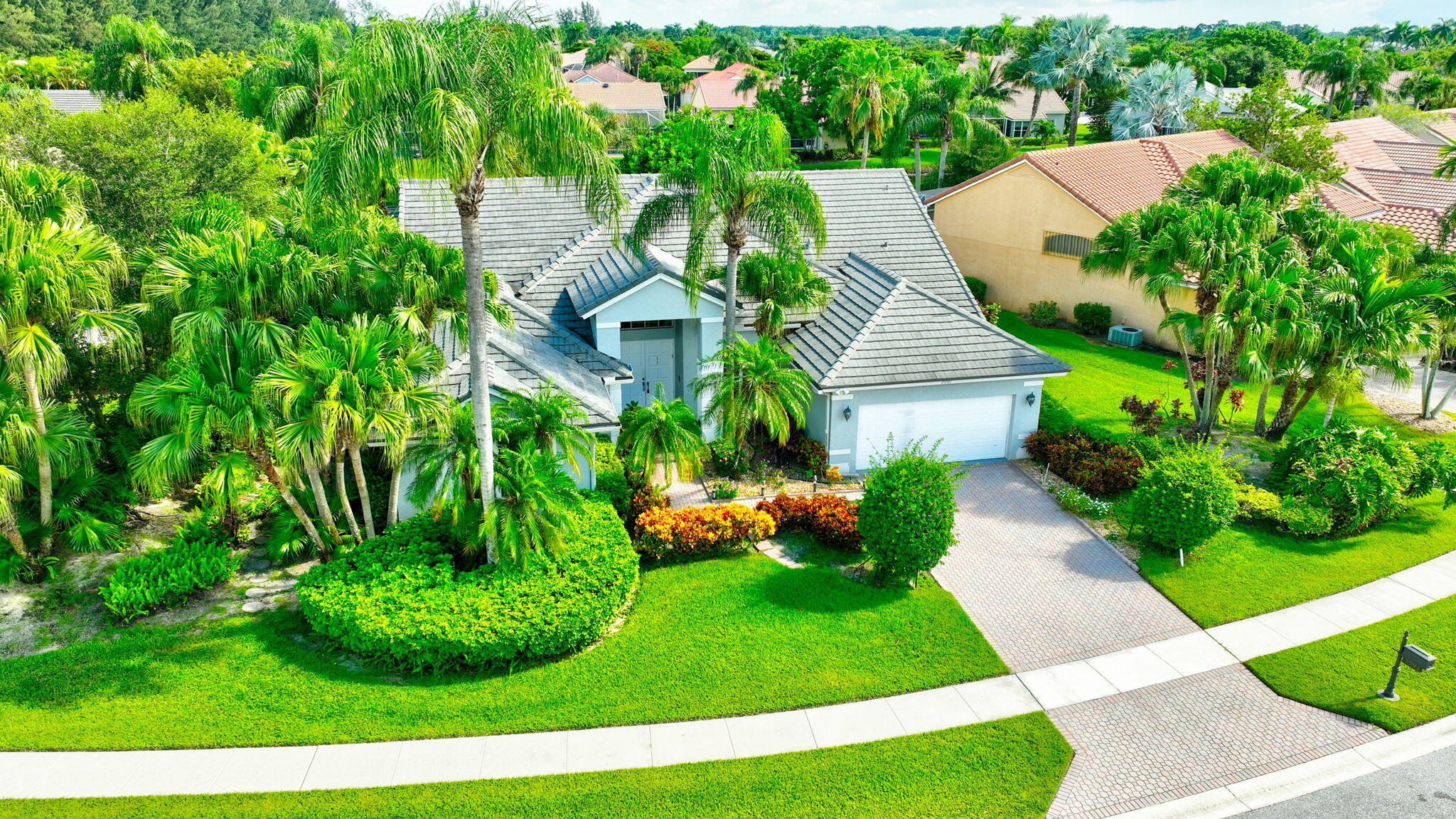 ABERDEEN ESTATES - Residential