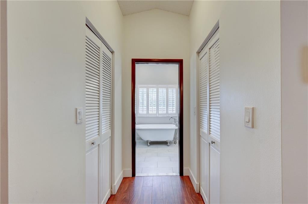 Pine Ridge 112-37 B - Residential