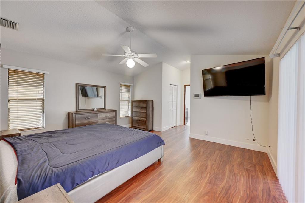 Pine Ridge 112-37 B - Residential