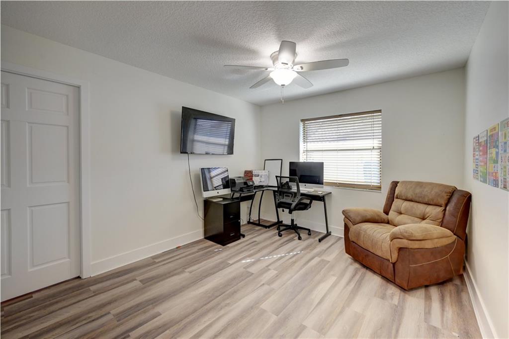 Pine Ridge 112-37 B - Residential