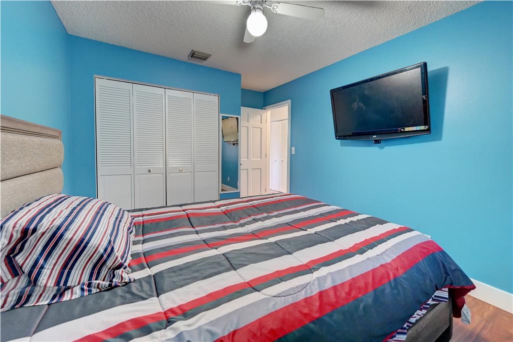 Pine Ridge 112-37 B - Residential