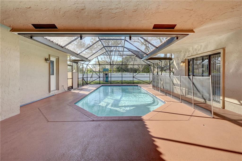 Pine Ridge 112-37 B - Residential