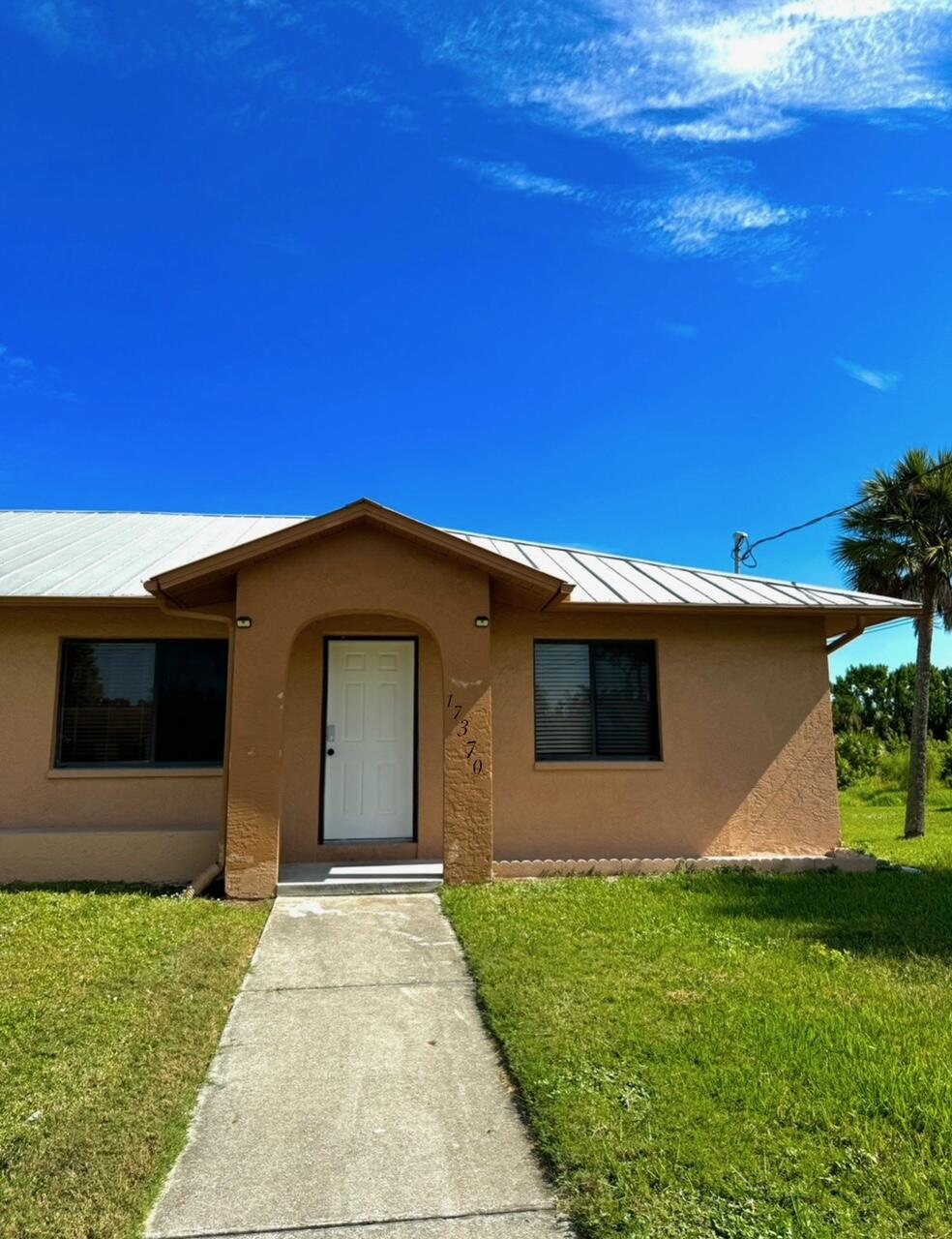 SAN CARLOS PARK - Residential Lease