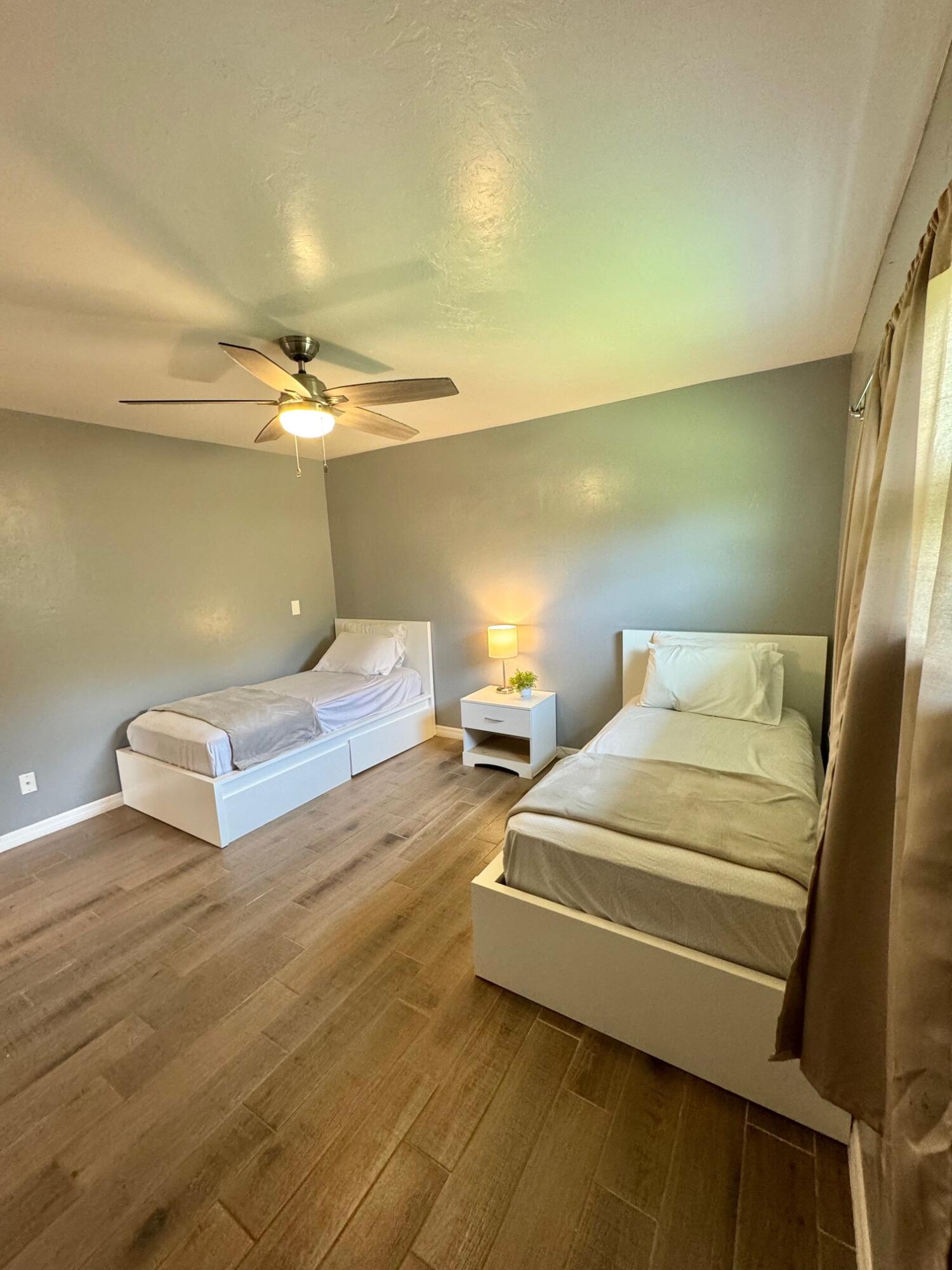 SAN CARLOS PARK - Residential Lease