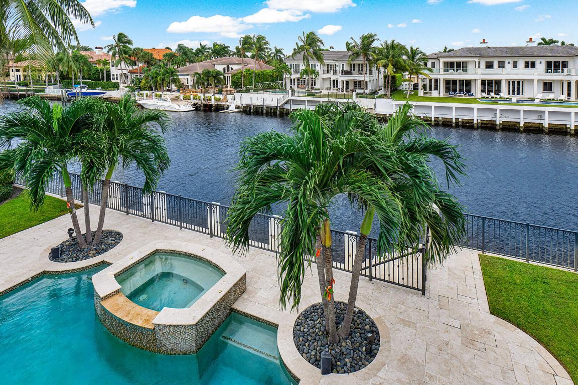 ROYAL PALM YACHT & COUNTRY CLUB - Residential