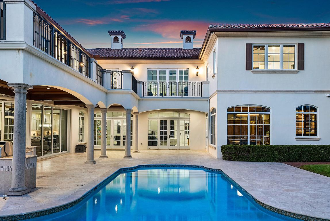ROYAL PALM YACHT & COUNTRY CLUB - Residential