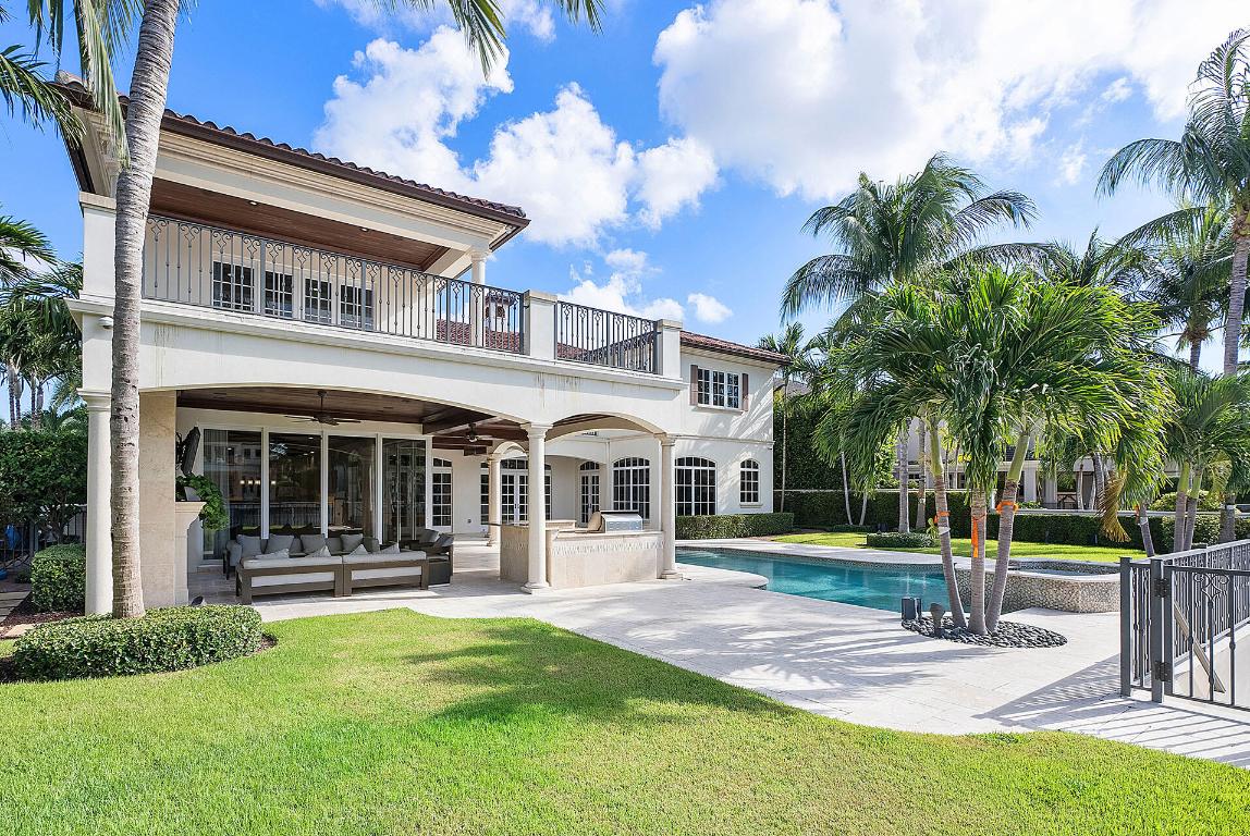 ROYAL PALM YACHT & COUNTRY CLUB - Residential