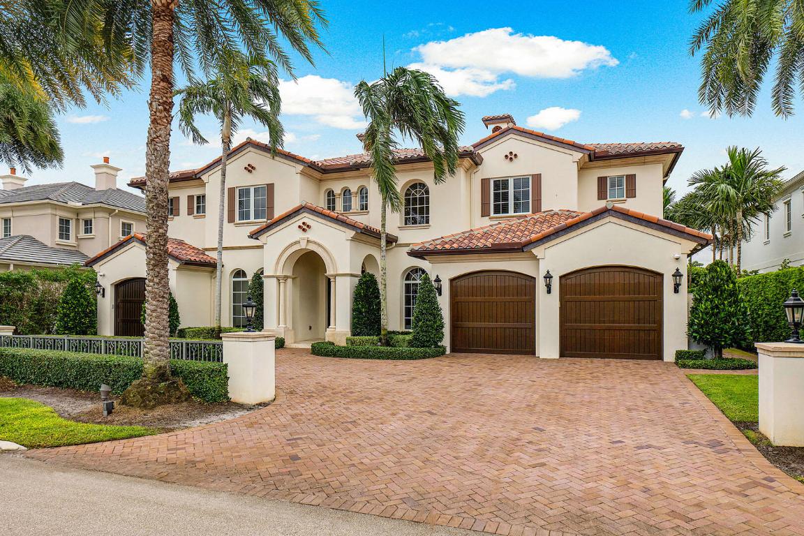 ROYAL PALM YACHT & COUNTRY CLUB - Residential