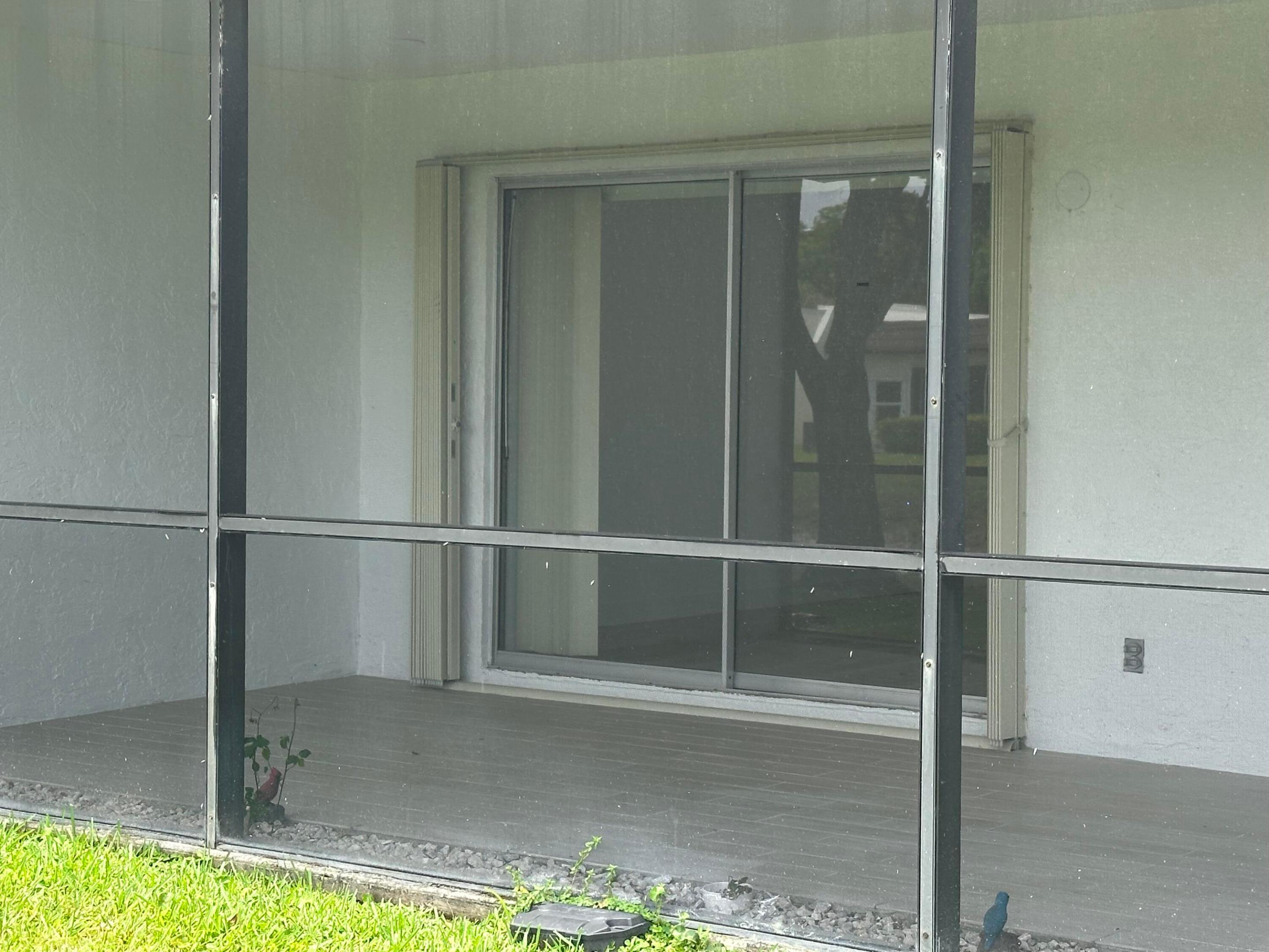 GOLDEN LAKES VILLAGE CONDO H - Residential