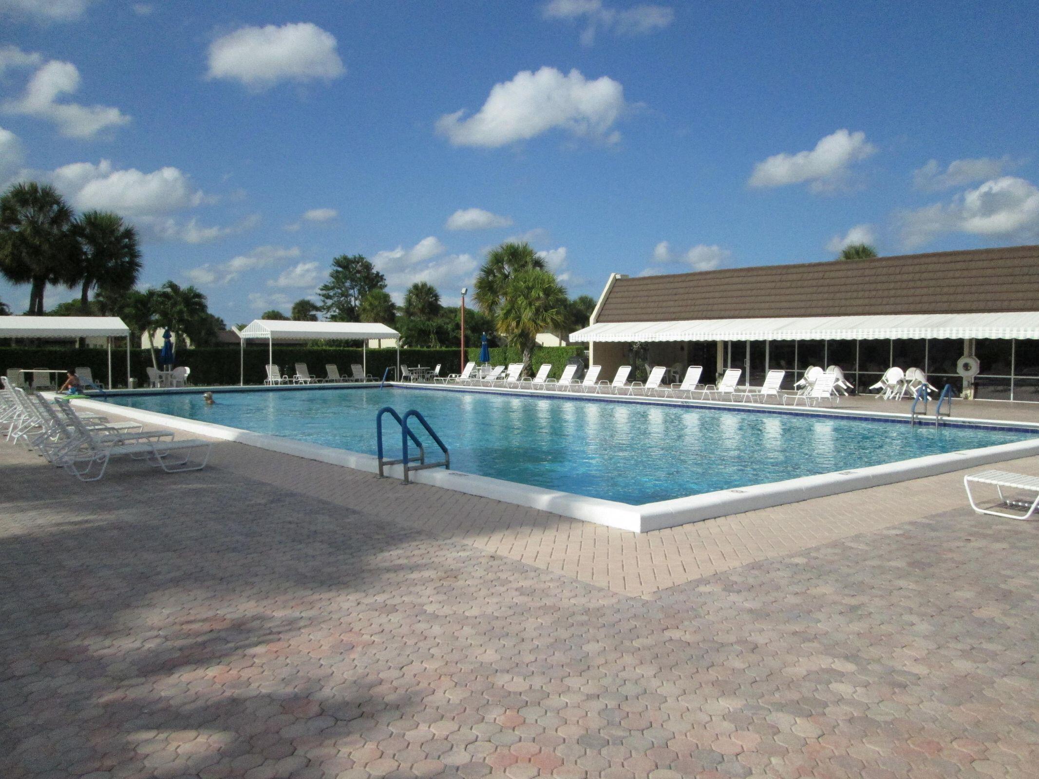 GOLDEN LAKES VILLAGE CONDO H - Residential