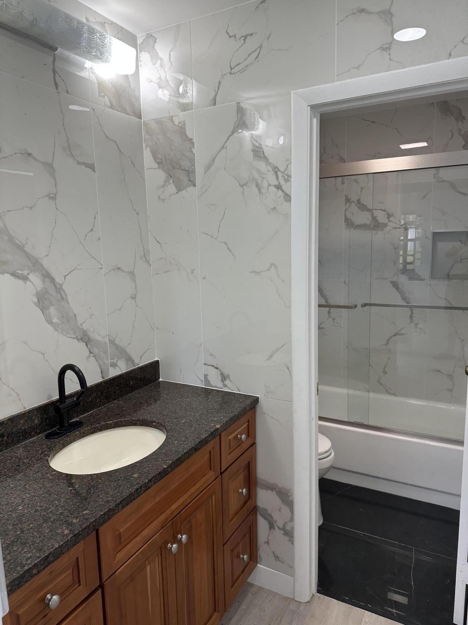 GOLDEN LAKES VILLAGE CONDO H - Residential