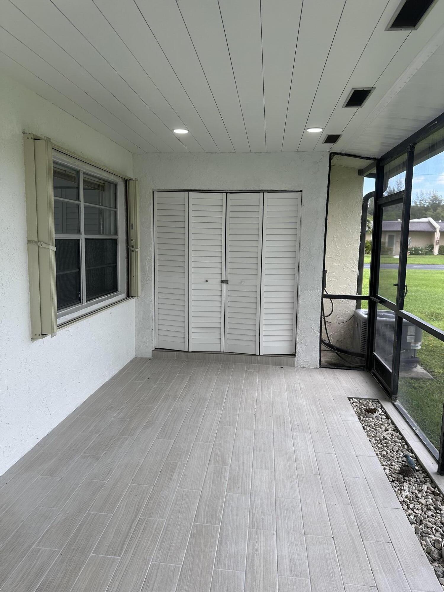 GOLDEN LAKES VILLAGE CONDO H - Residential
