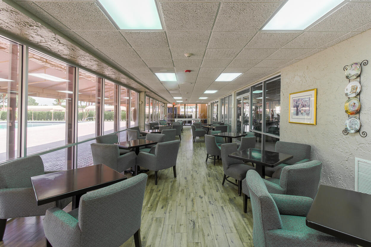 GOLDEN LAKES VILLAGE CONDO H - Residential