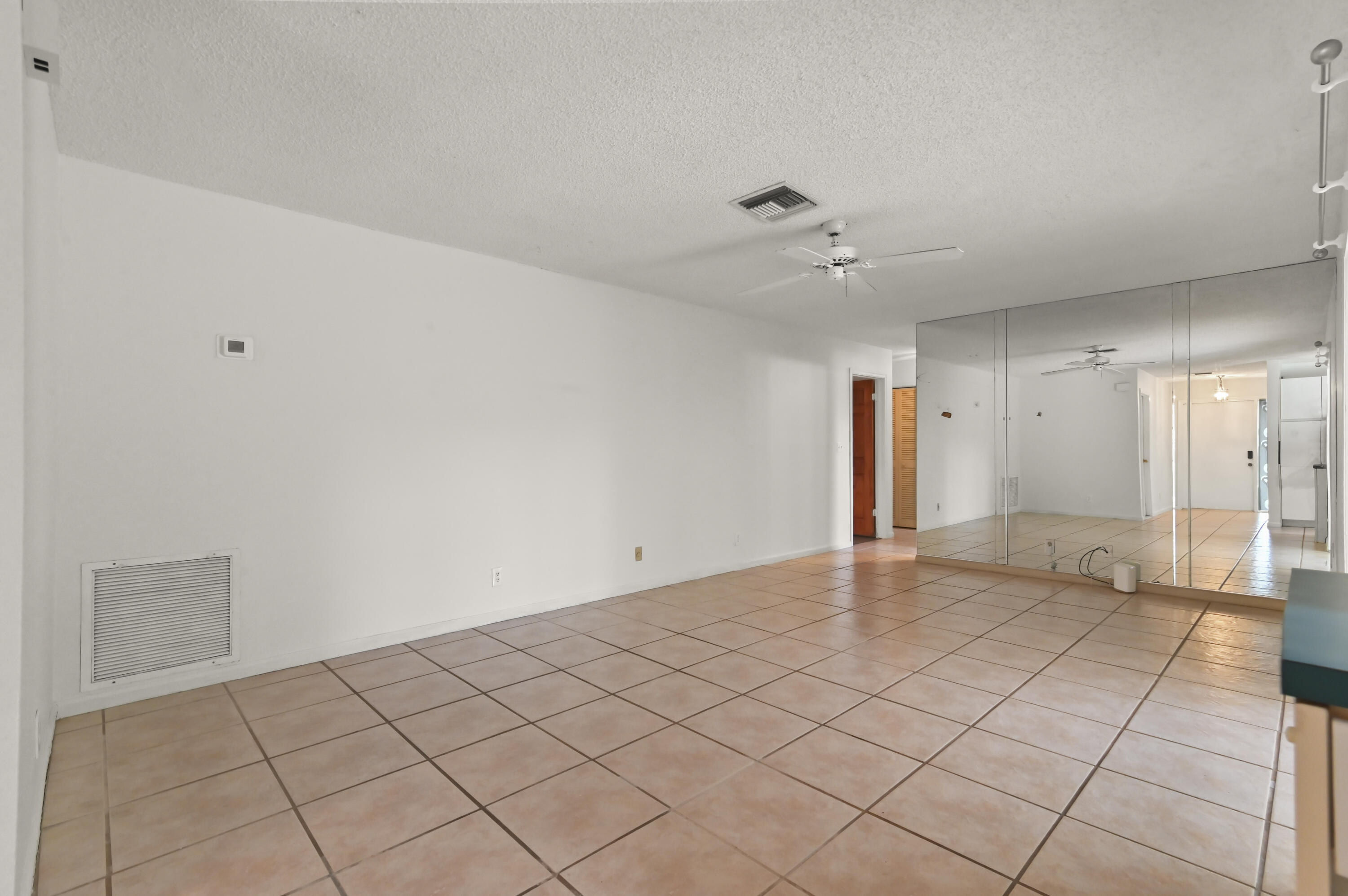 SOUTH SHORE - Residential