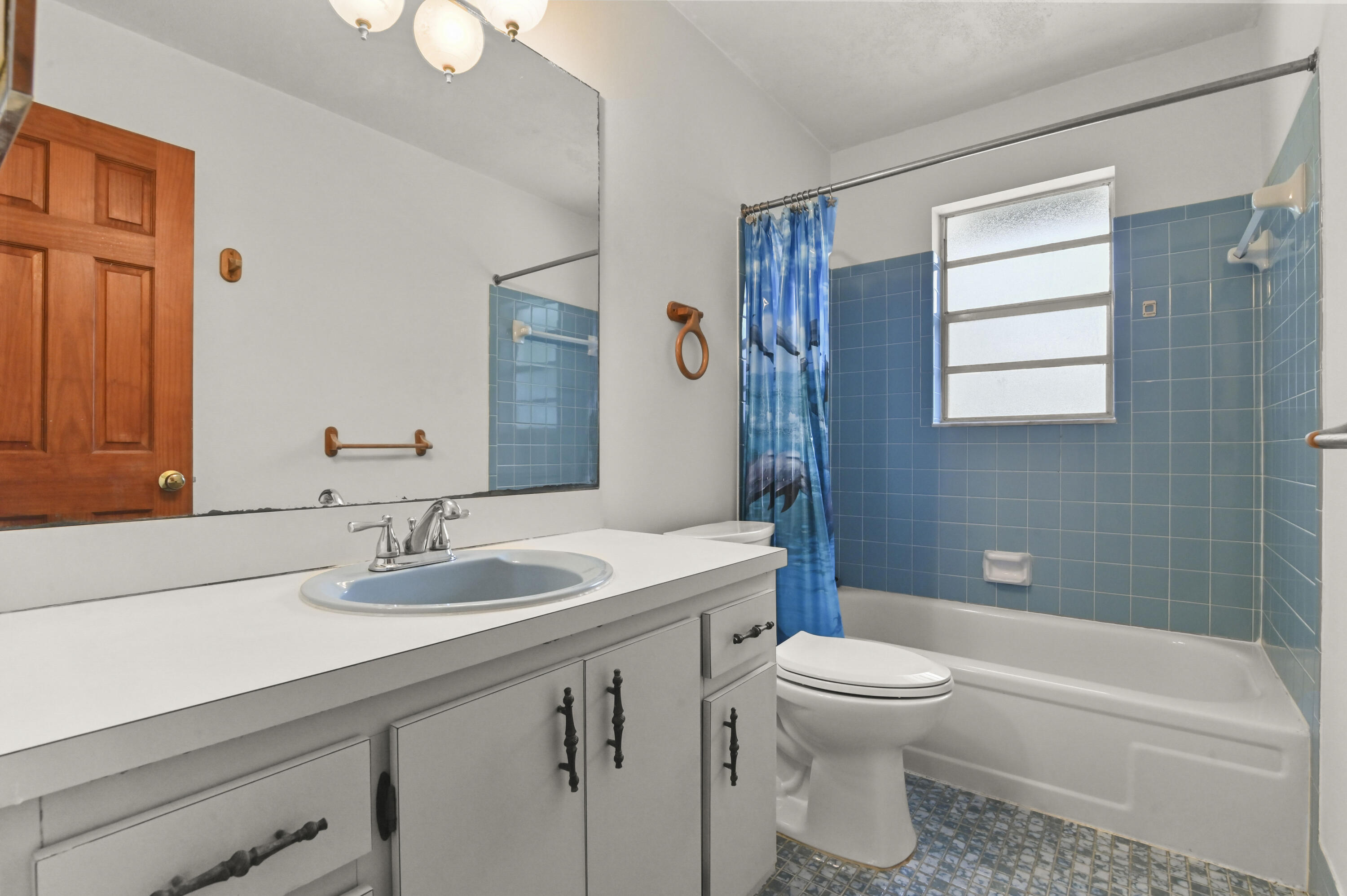 SOUTH SHORE - Residential