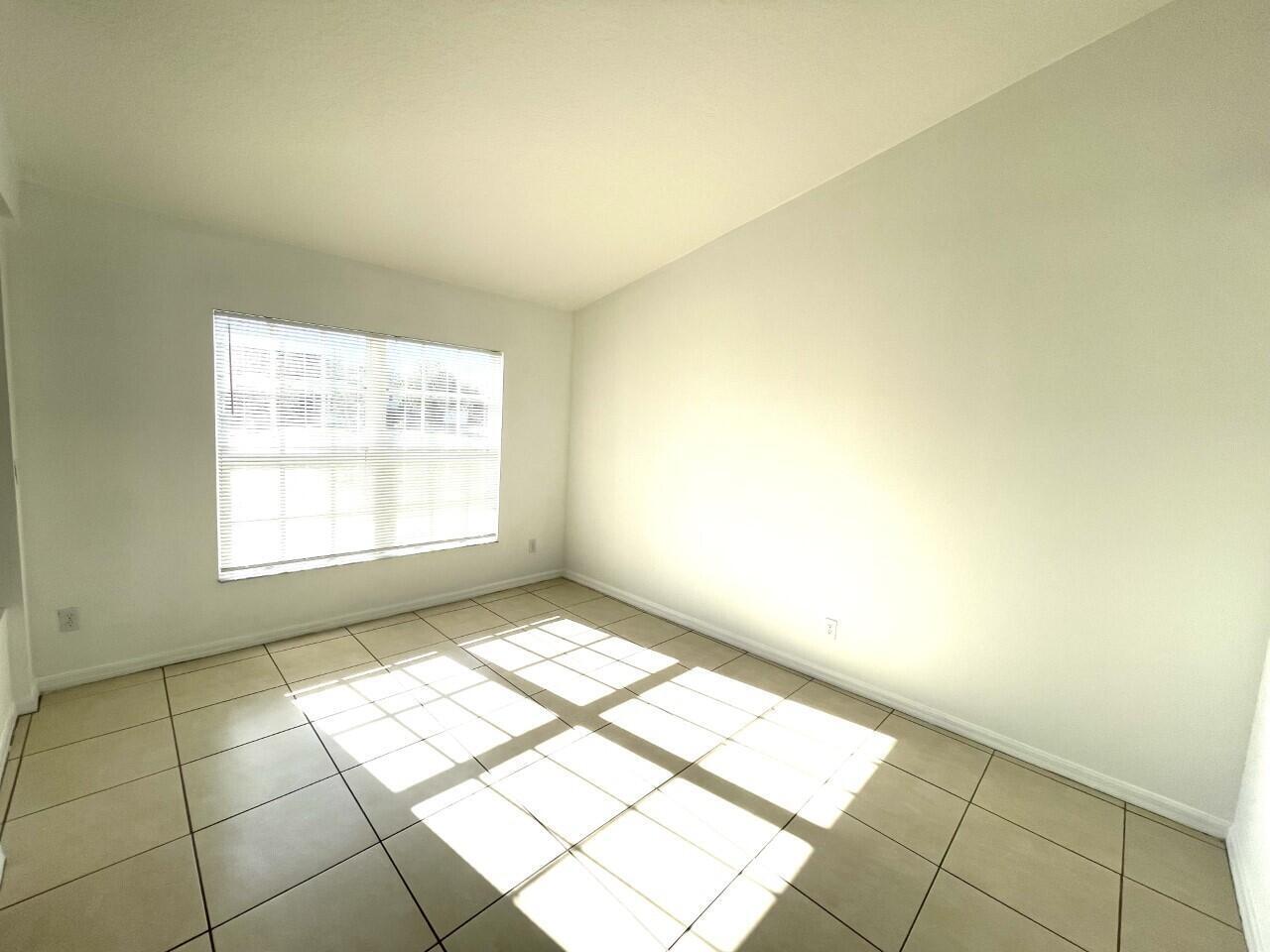 PORT ST LUCIE SECTION 8 - Residential Lease
