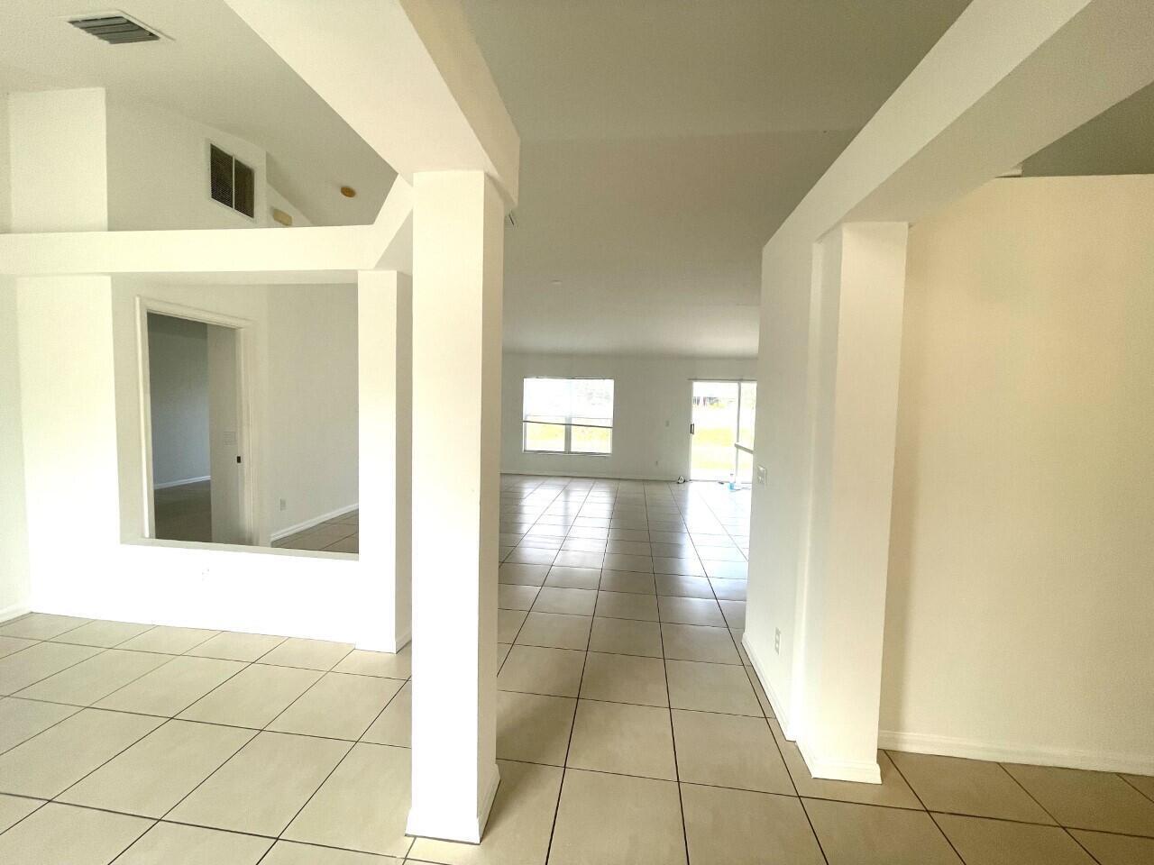 PORT ST LUCIE SECTION 8 - Residential Lease