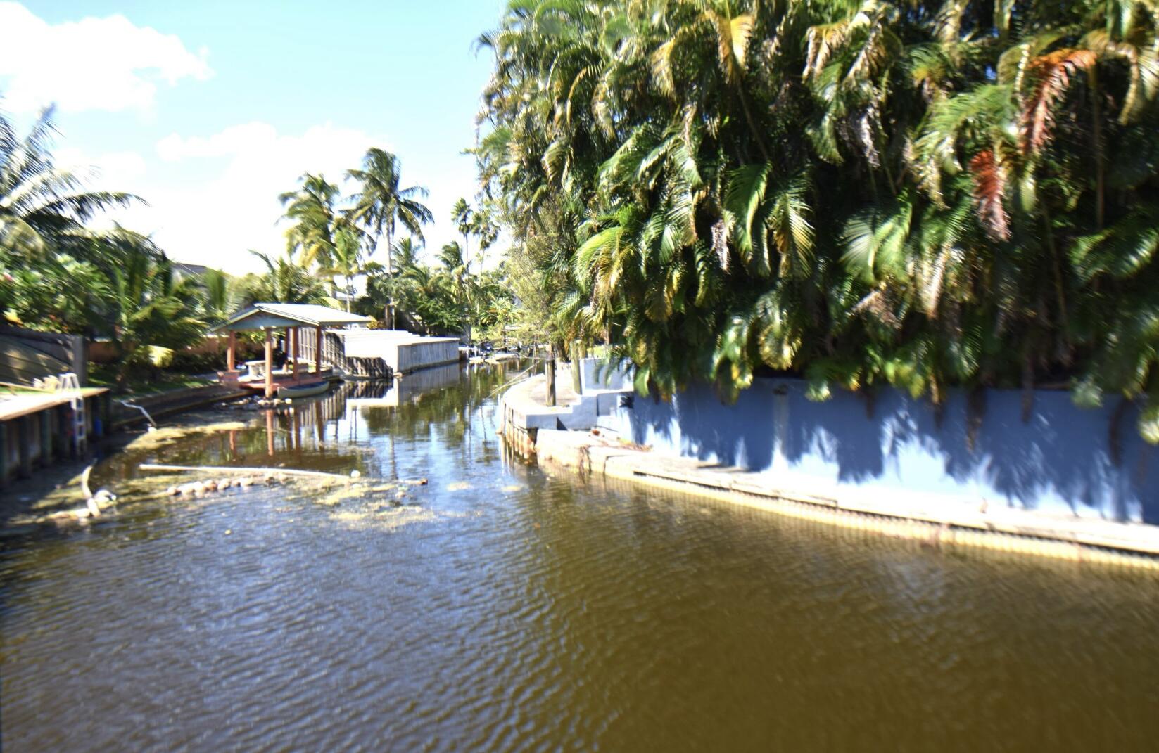 ISLAND ESTATES - Residential