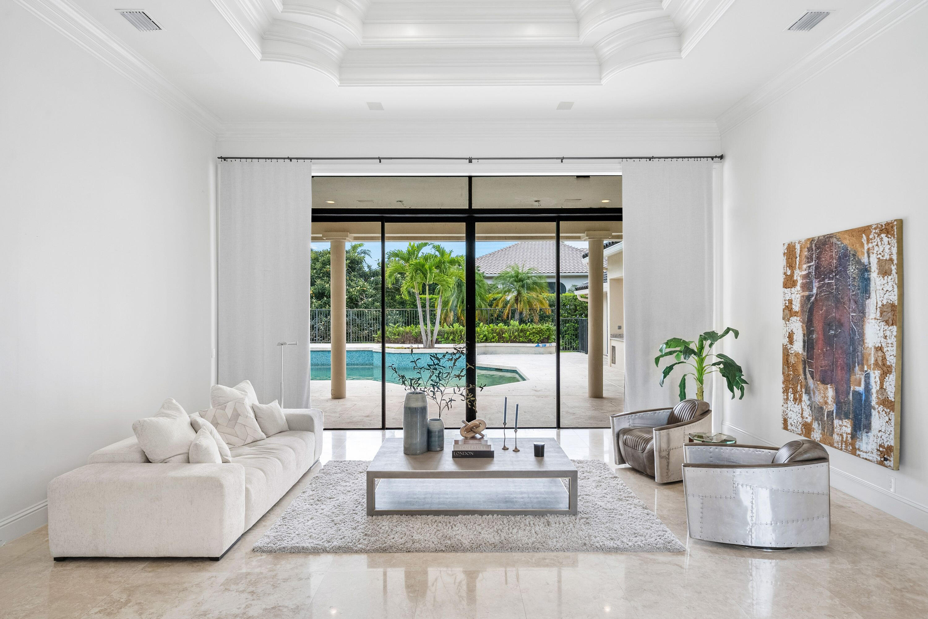 PARKLAND LAKES - Residential