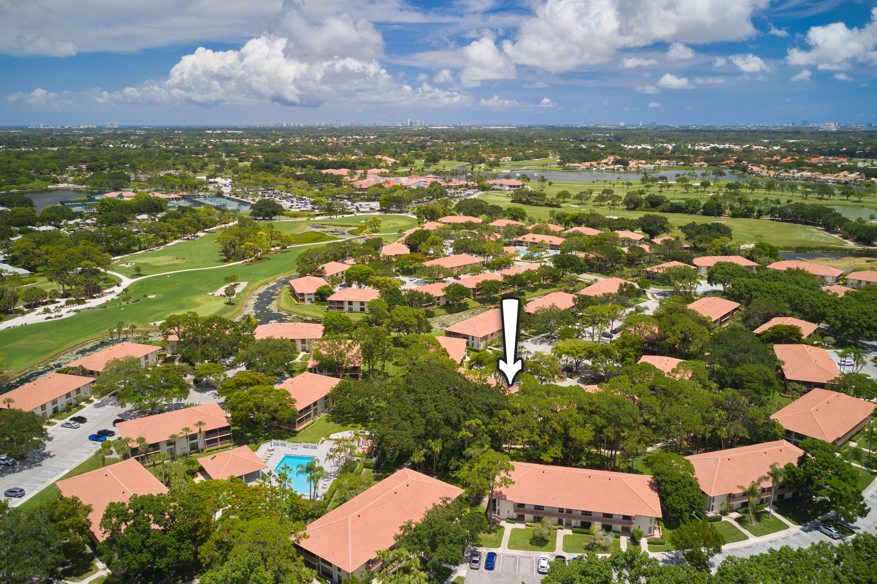 In the heart of Palm Beach Gardens you will find the famous PGA National Resort and Spa and for those who seek an active lifestyle in PGA, the Golf Villas might supply just the right combination of location, green space and easy lifestyle. PGA National is a carefully planned development of over 40 individual neighborhoods laid out over 2,340 acres with 800 acres set aside for green space with parks, playgrounds, hiking trails and bicycle paths. On the western side of PGA is the 240 acre preserve with pavilion for viewing native wading birds and don't be surprised if an otter or deer or maybe a fox slip by while you are there. At the heart of the PGA National development is the famous PGA National Resort and Spa. The main Resort building offers fine dining in several restaurants, Olympic size pool, luxurious spa facilities and hotel rooms. Outside, you will find croquet and racquetball as well as the 18 tennis courts.