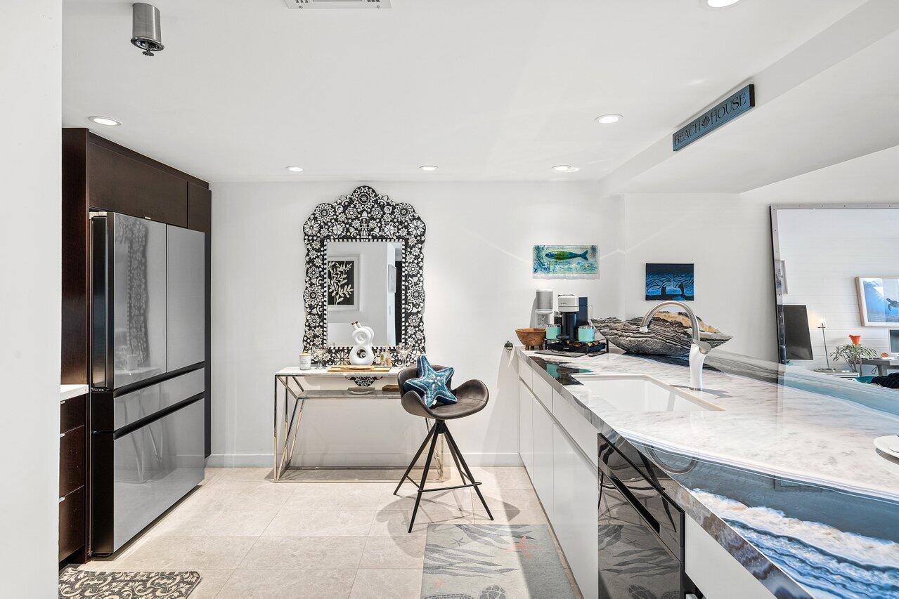 The Carlton - Residential Lease