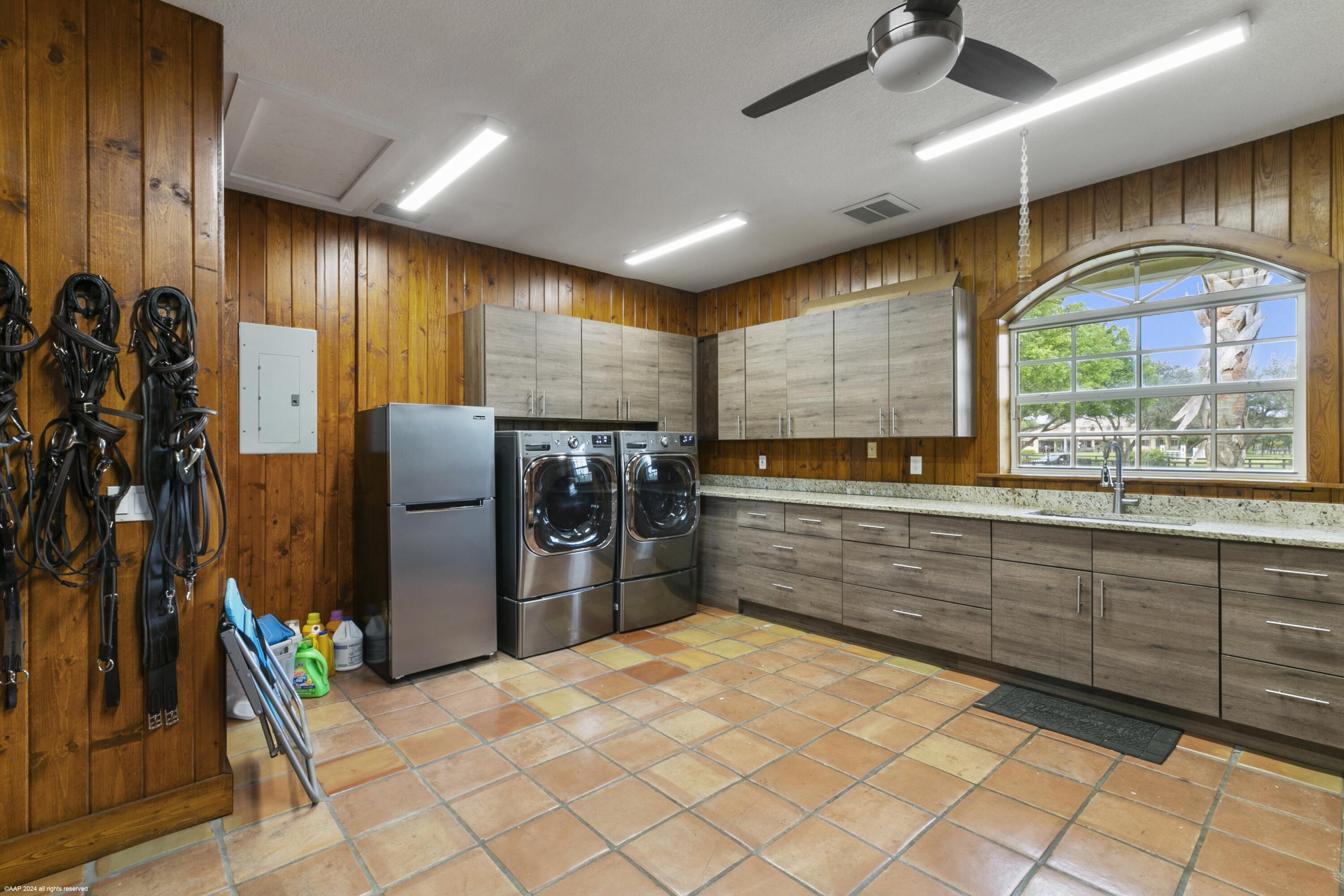 Palm Beach Point - Residential