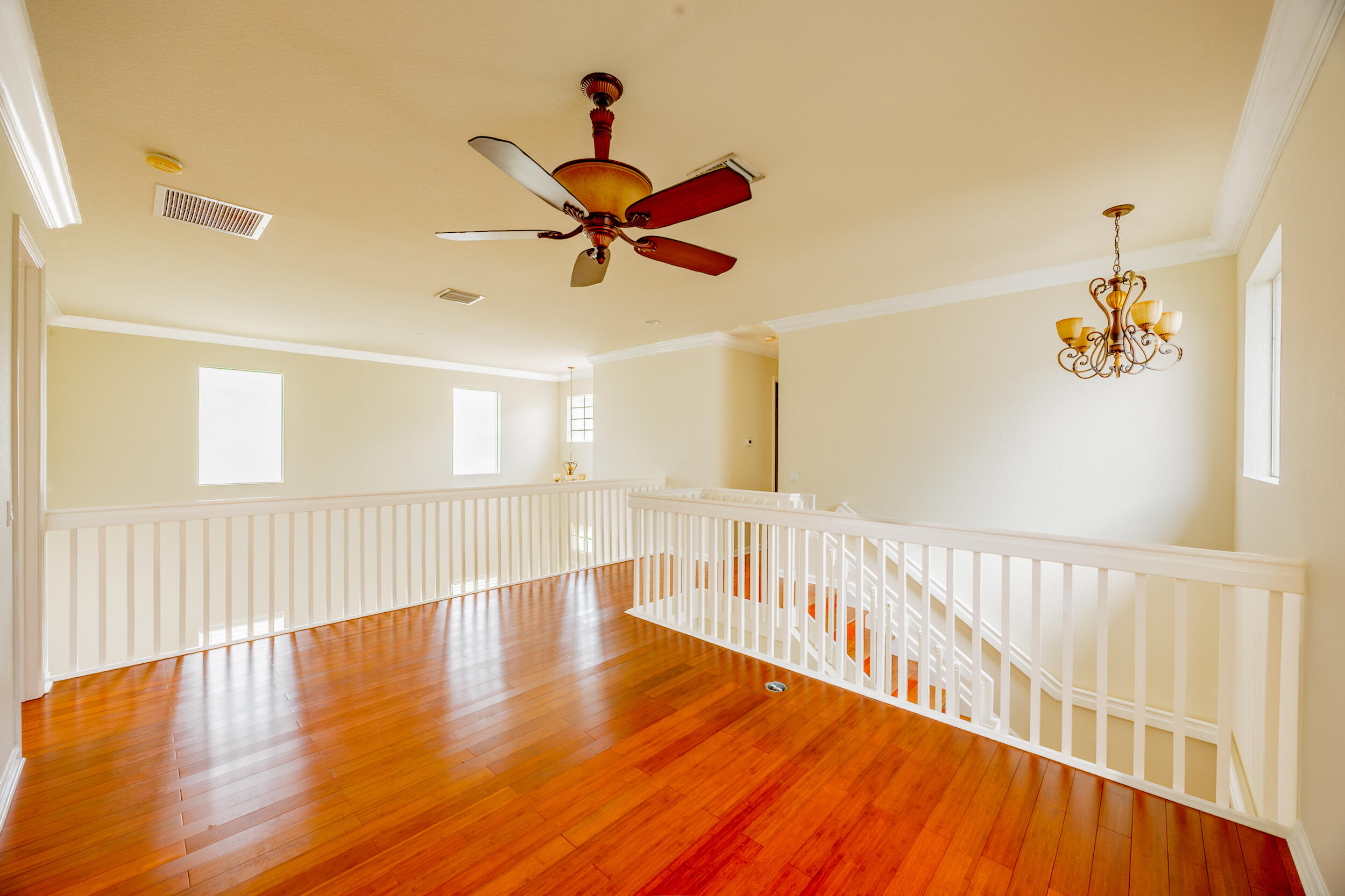 VIZCAYA FALLS PLAT 3 - Residential Lease