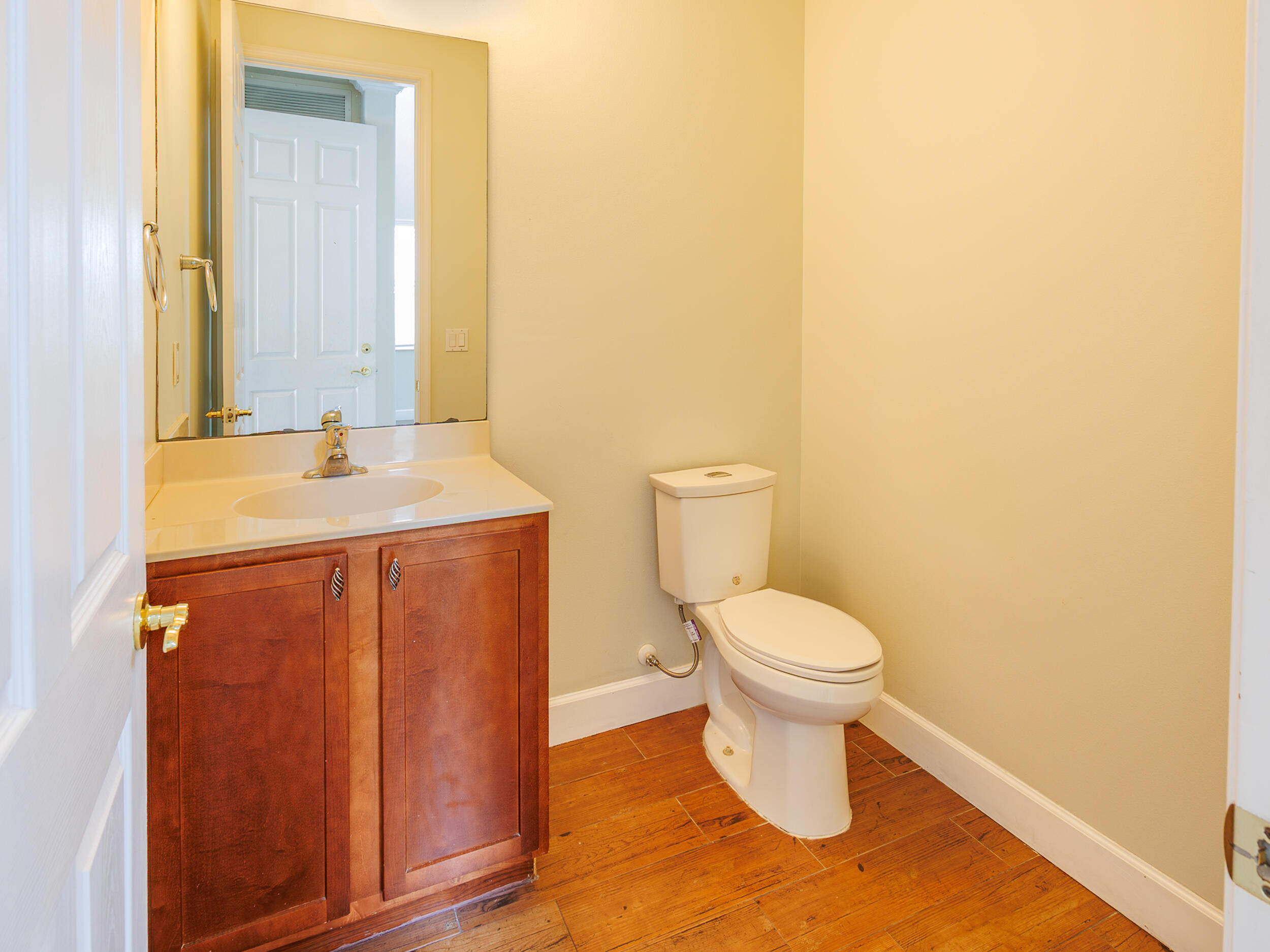 VIZCAYA FALLS PLAT 3 - Residential Lease