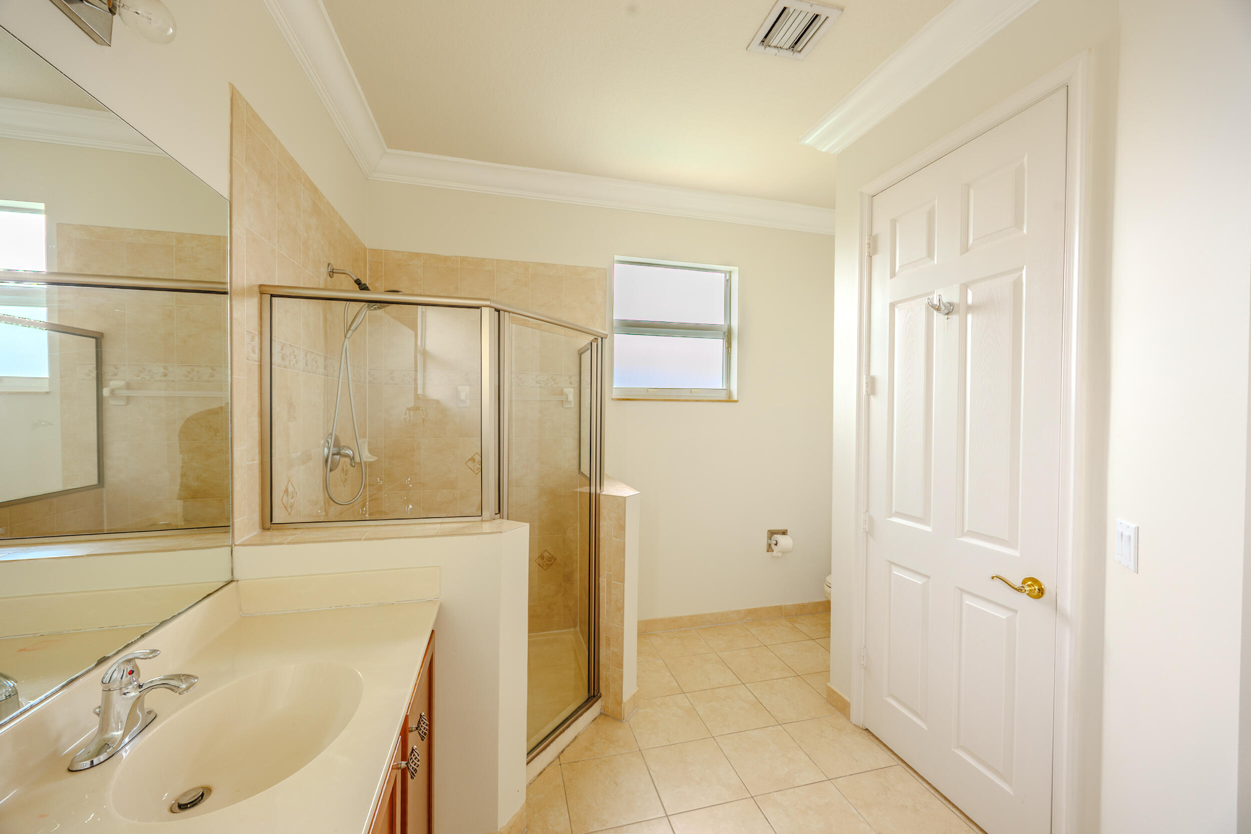 VIZCAYA FALLS PLAT 3 - Residential Lease
