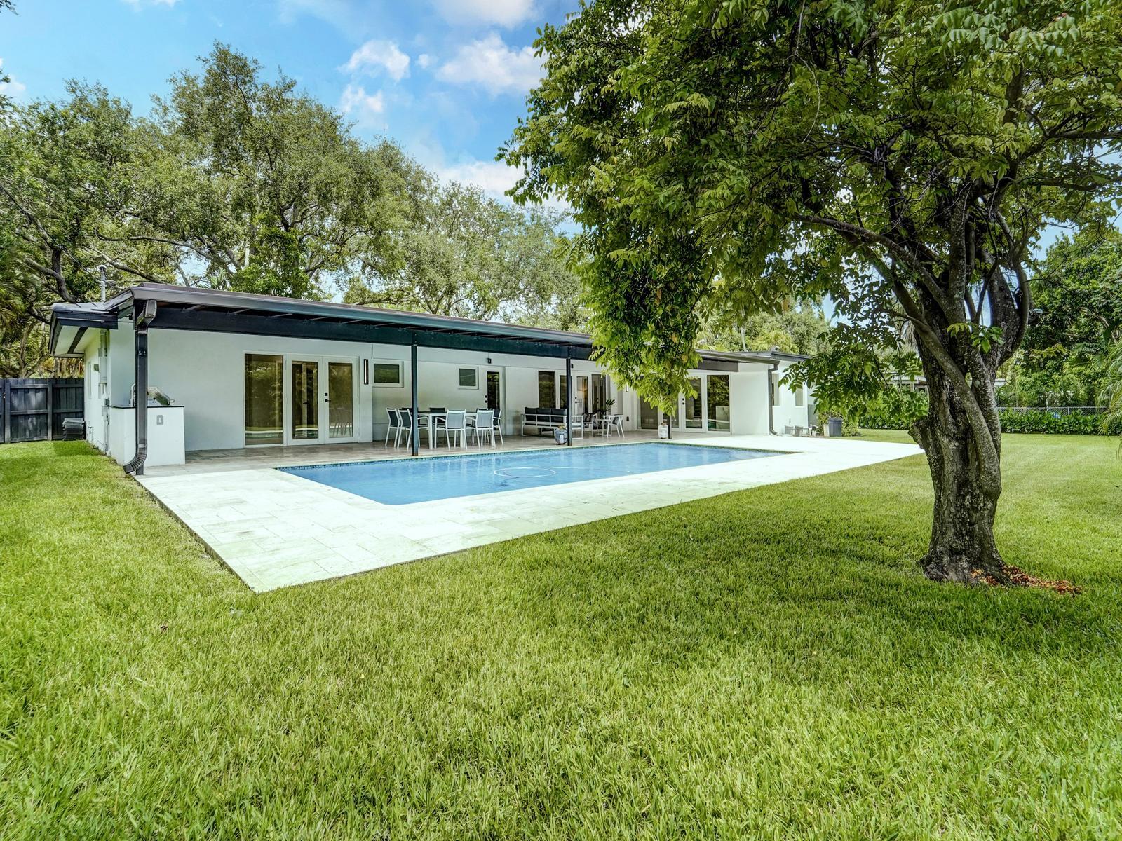 HALLMARK HGTS ESTS 7TH ADDN - Residential