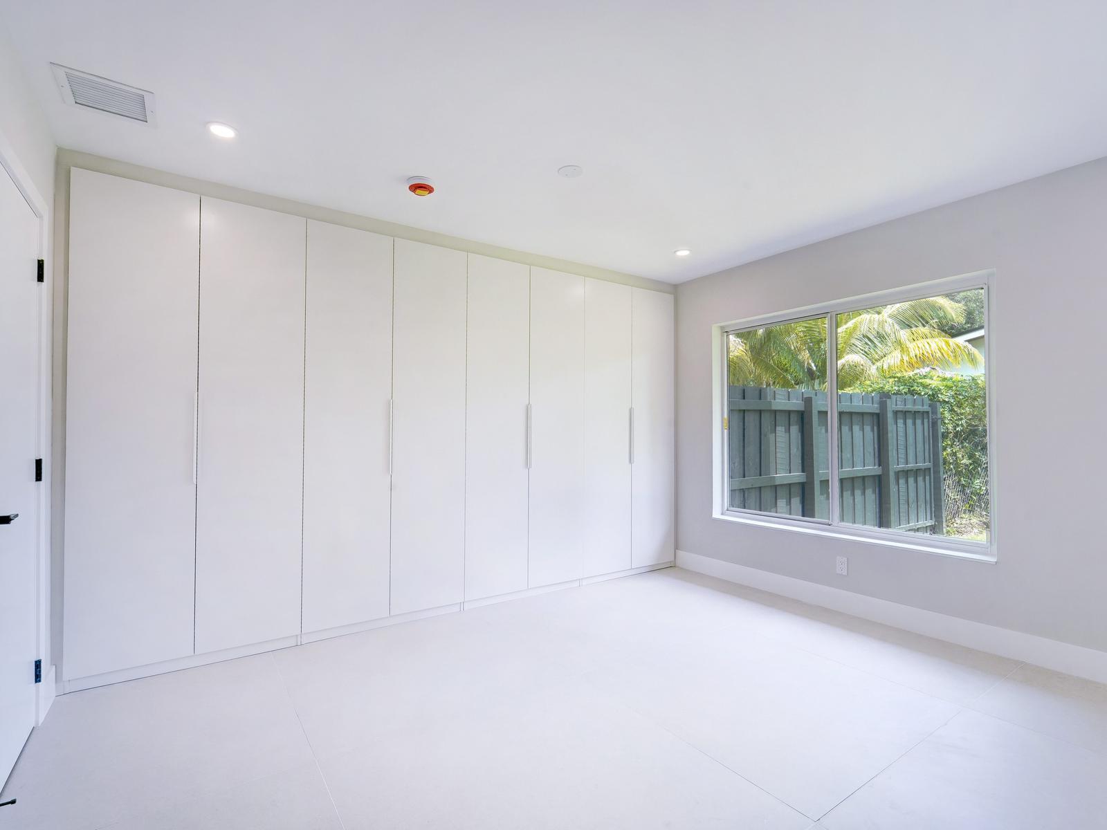 HALLMARK HGTS ESTS 7TH ADDN - Residential