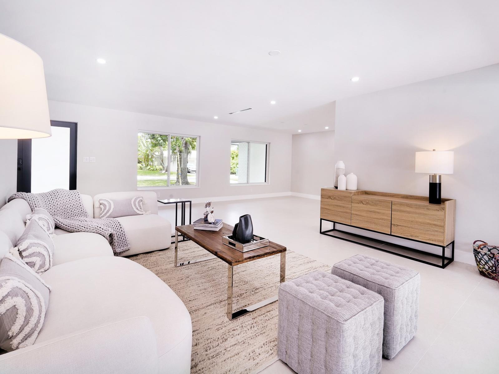 HALLMARK HGTS ESTS 7TH ADDN - Residential
